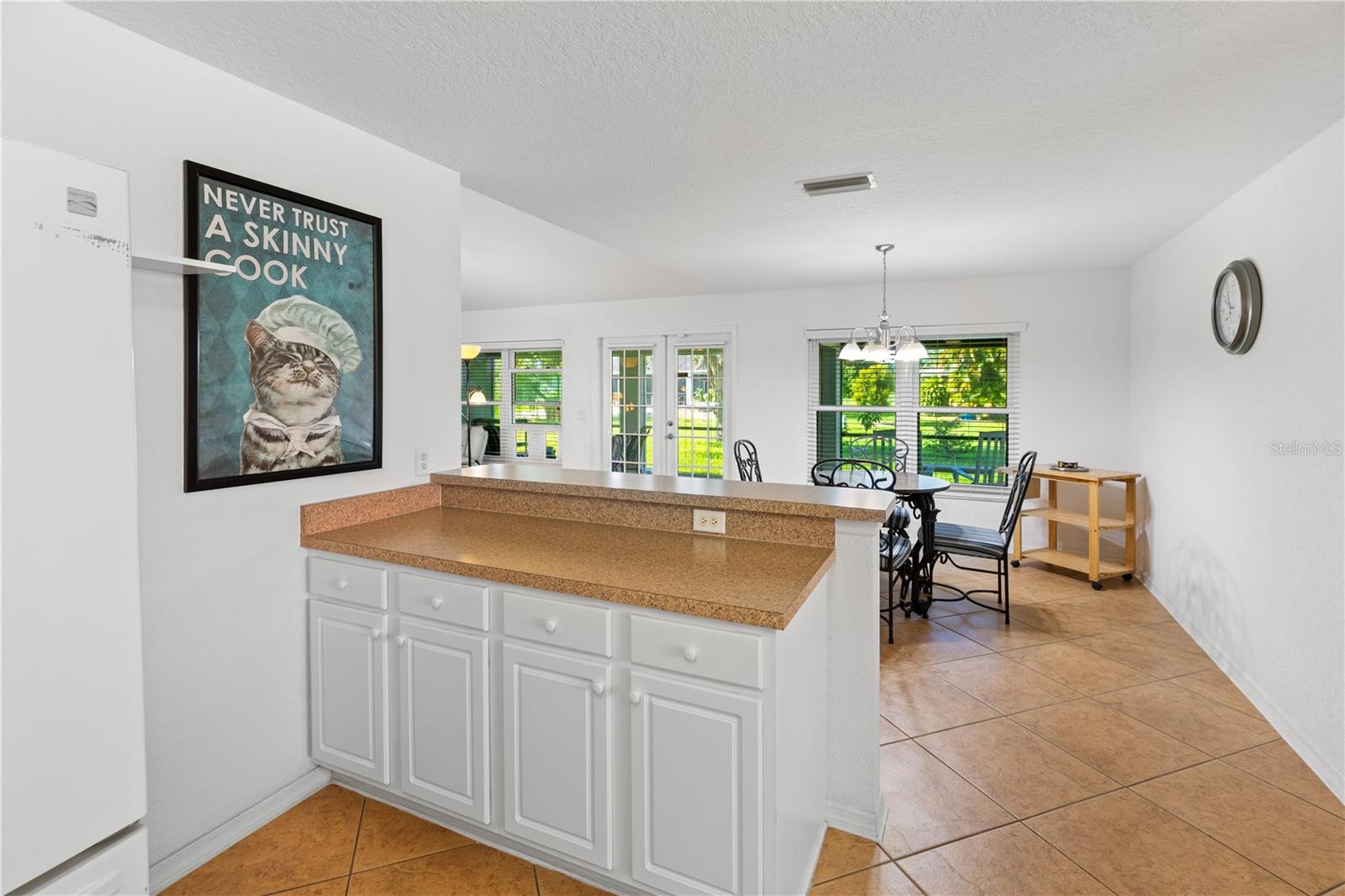 Image 16 of 45 For 26467 Valparaiso Drive
