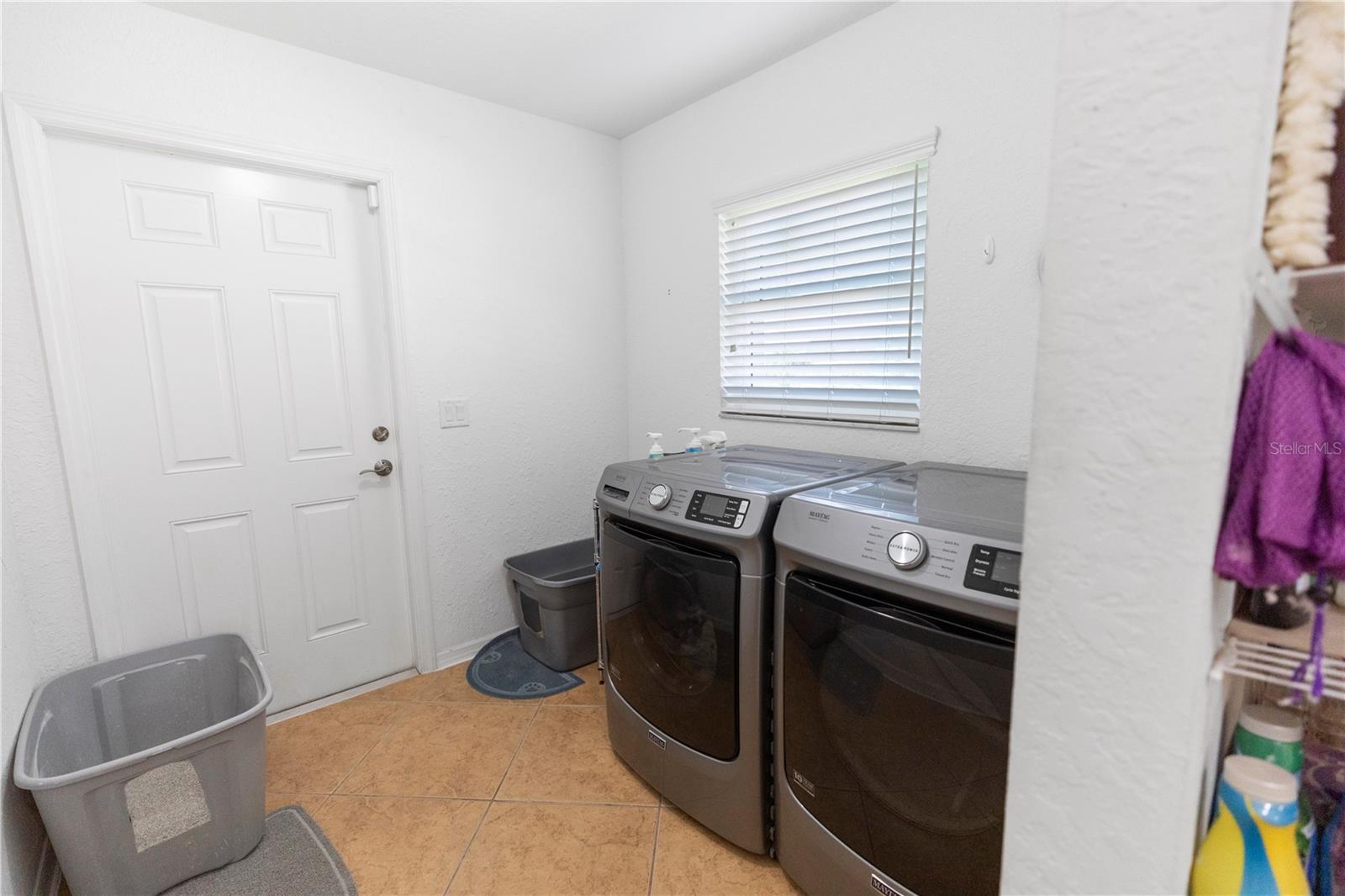 Image 18 of 45 For 26467 Valparaiso Drive