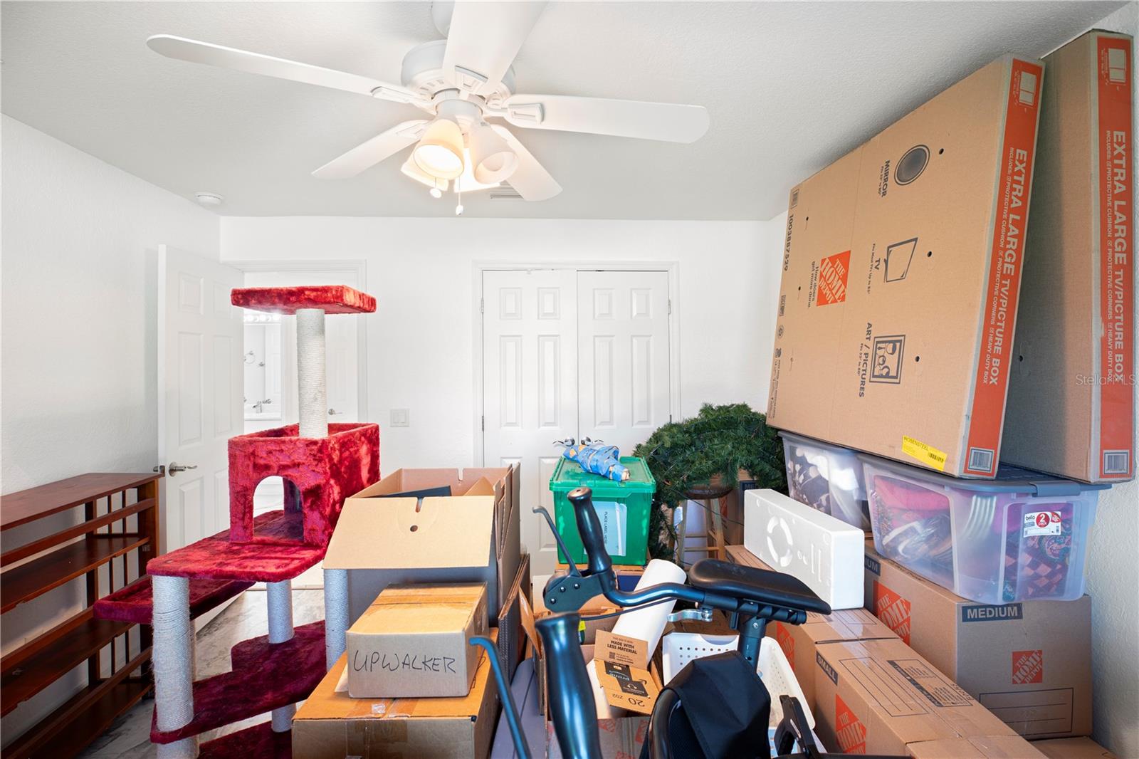 Image 37 of 45 For 26467 Valparaiso Drive