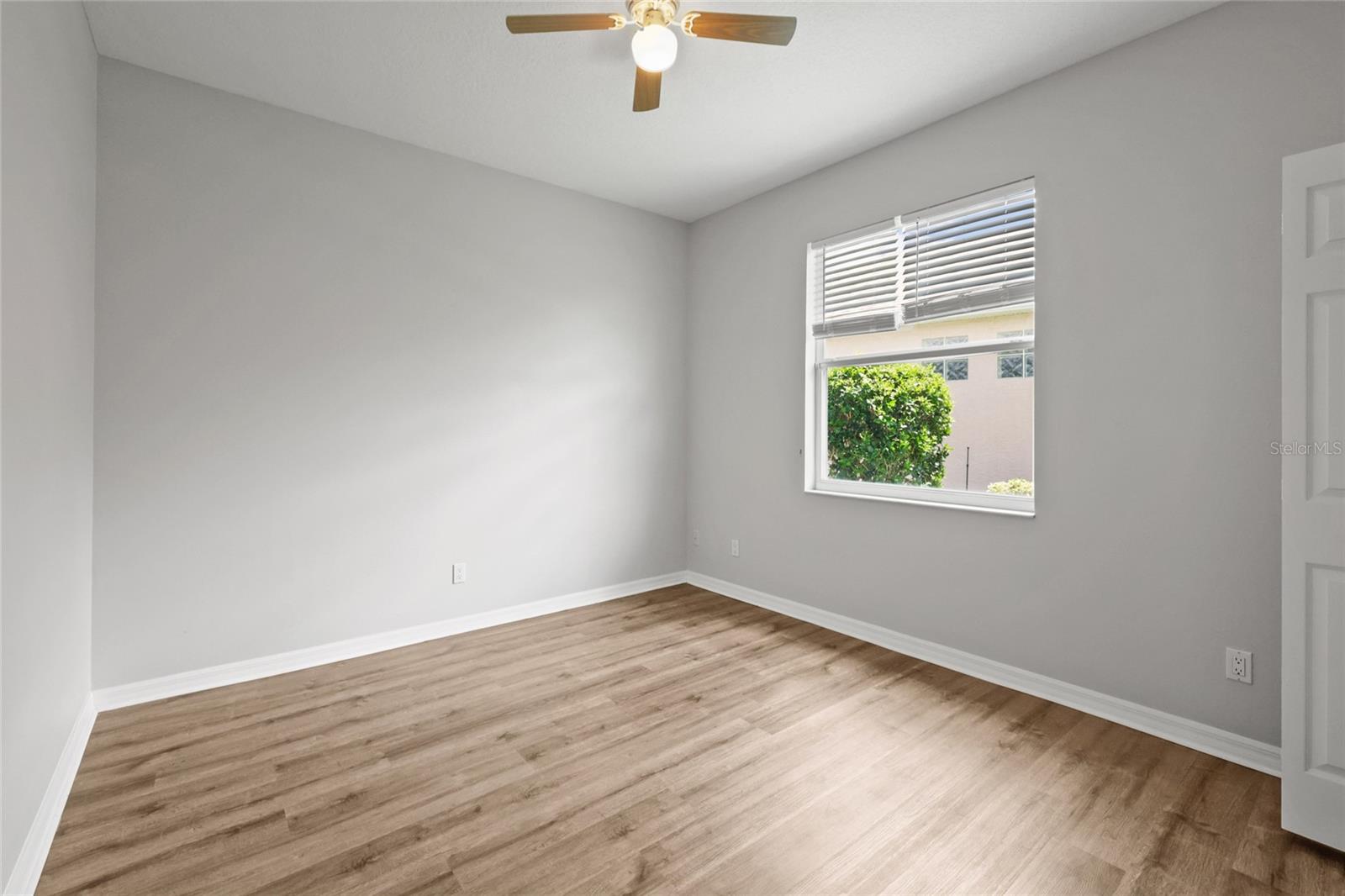 Image 17 of 40 For 2241 Boxwood Street