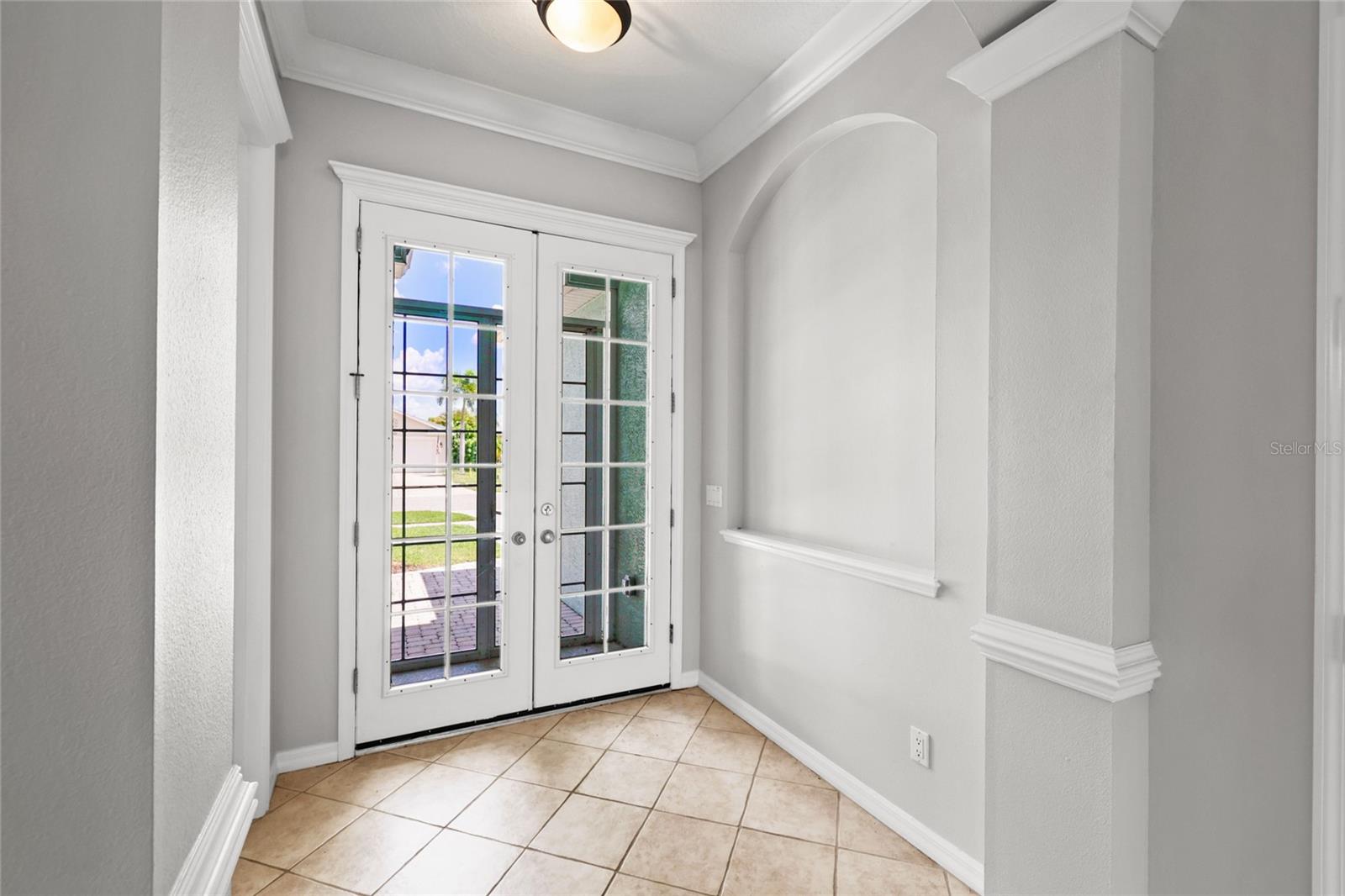 Image 5 of 40 For 2241 Boxwood Street