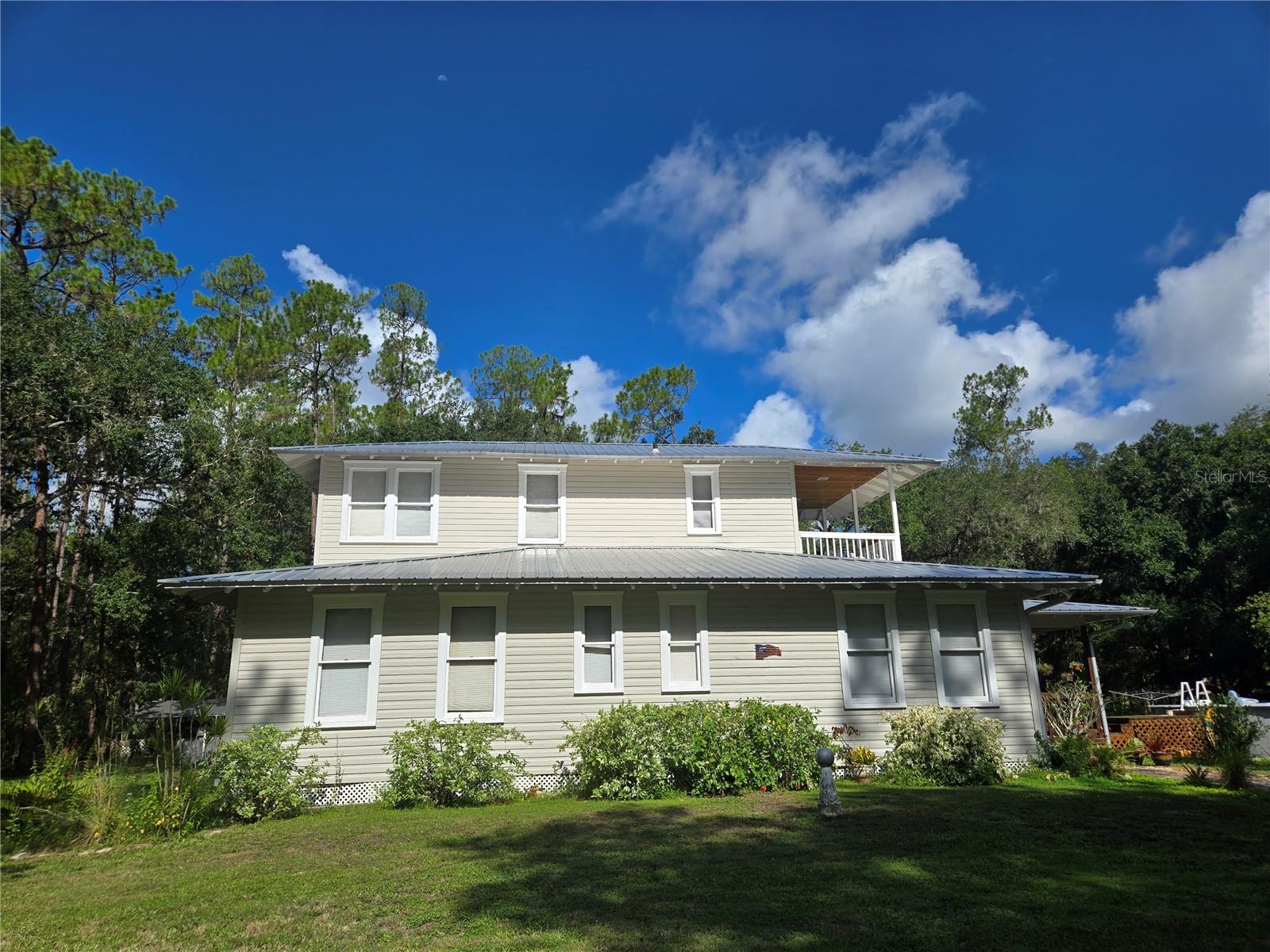 Image 4 of 40 For 1633 Pioneer Drive