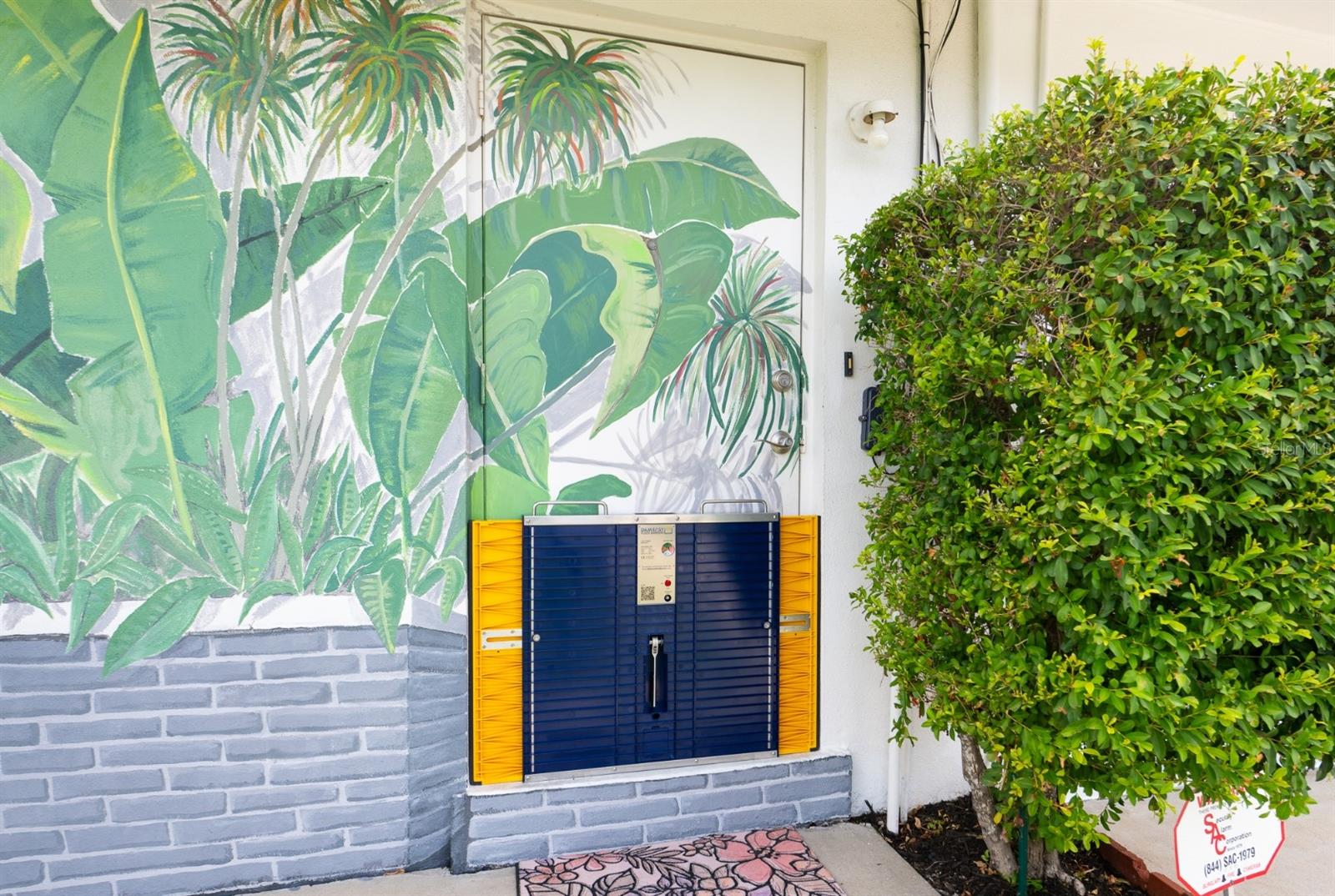 Image 23 of 44 For 405 Charlotte Avenue