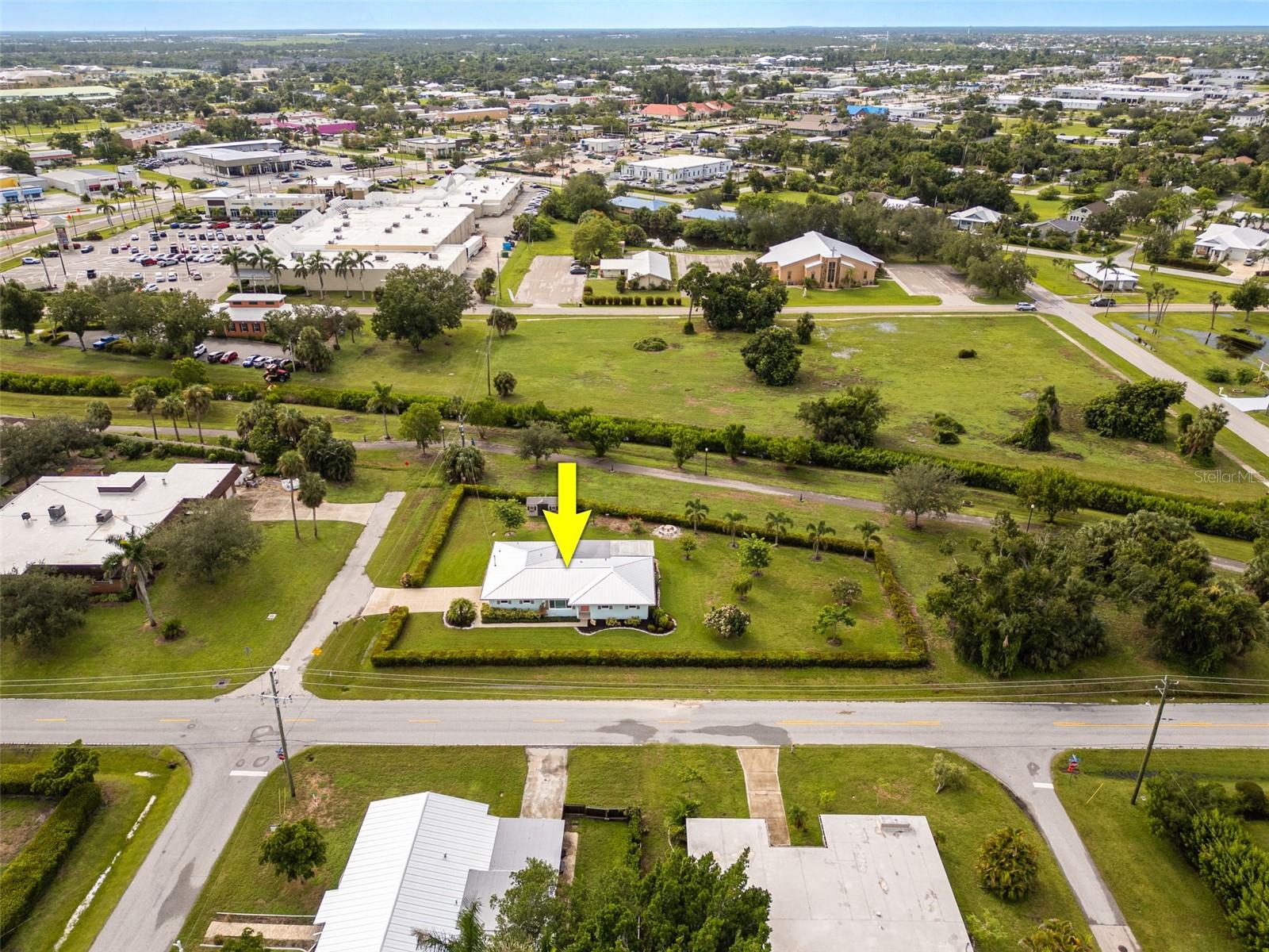 Image 33 of 44 For 405 Charlotte Avenue