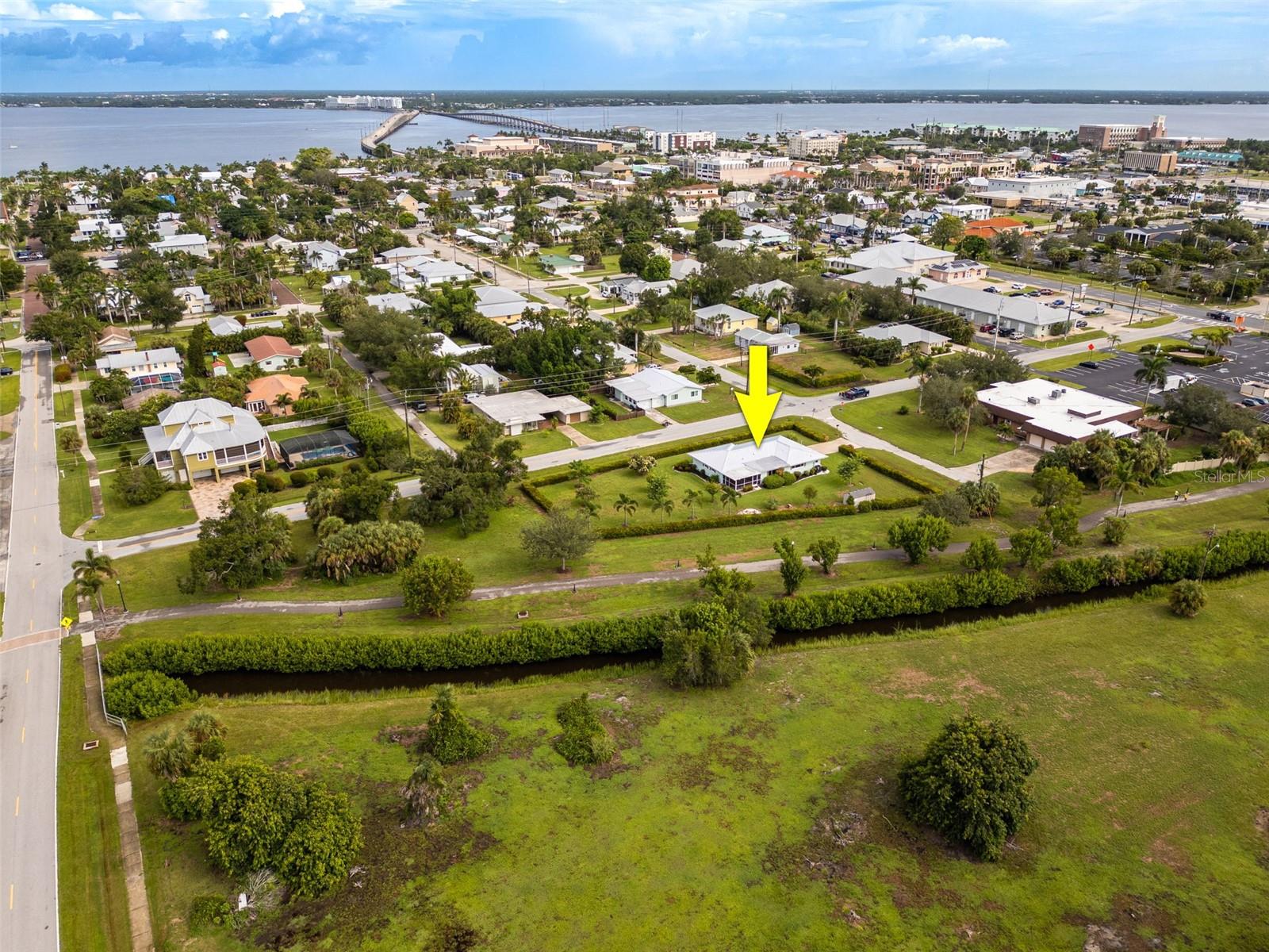 Image 34 of 44 For 405 Charlotte Avenue