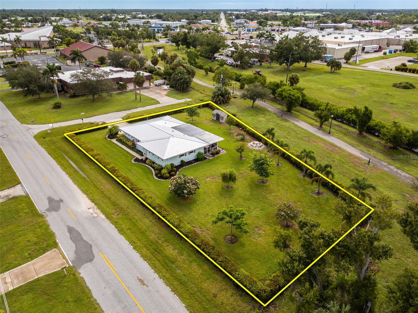 Image 40 of 44 For 405 Charlotte Avenue