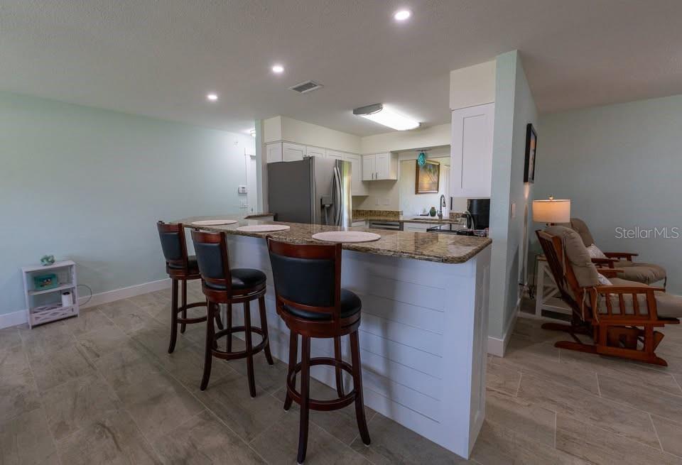 Image 6 of 44 For 405 Charlotte Avenue