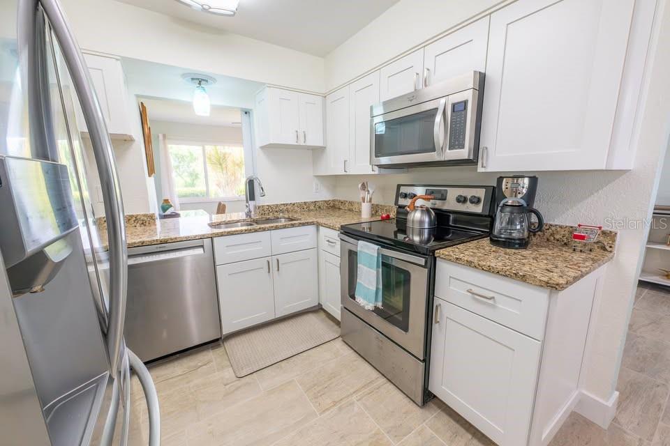 Image 7 of 44 For 405 Charlotte Avenue