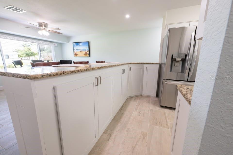 Image 8 of 44 For 405 Charlotte Avenue