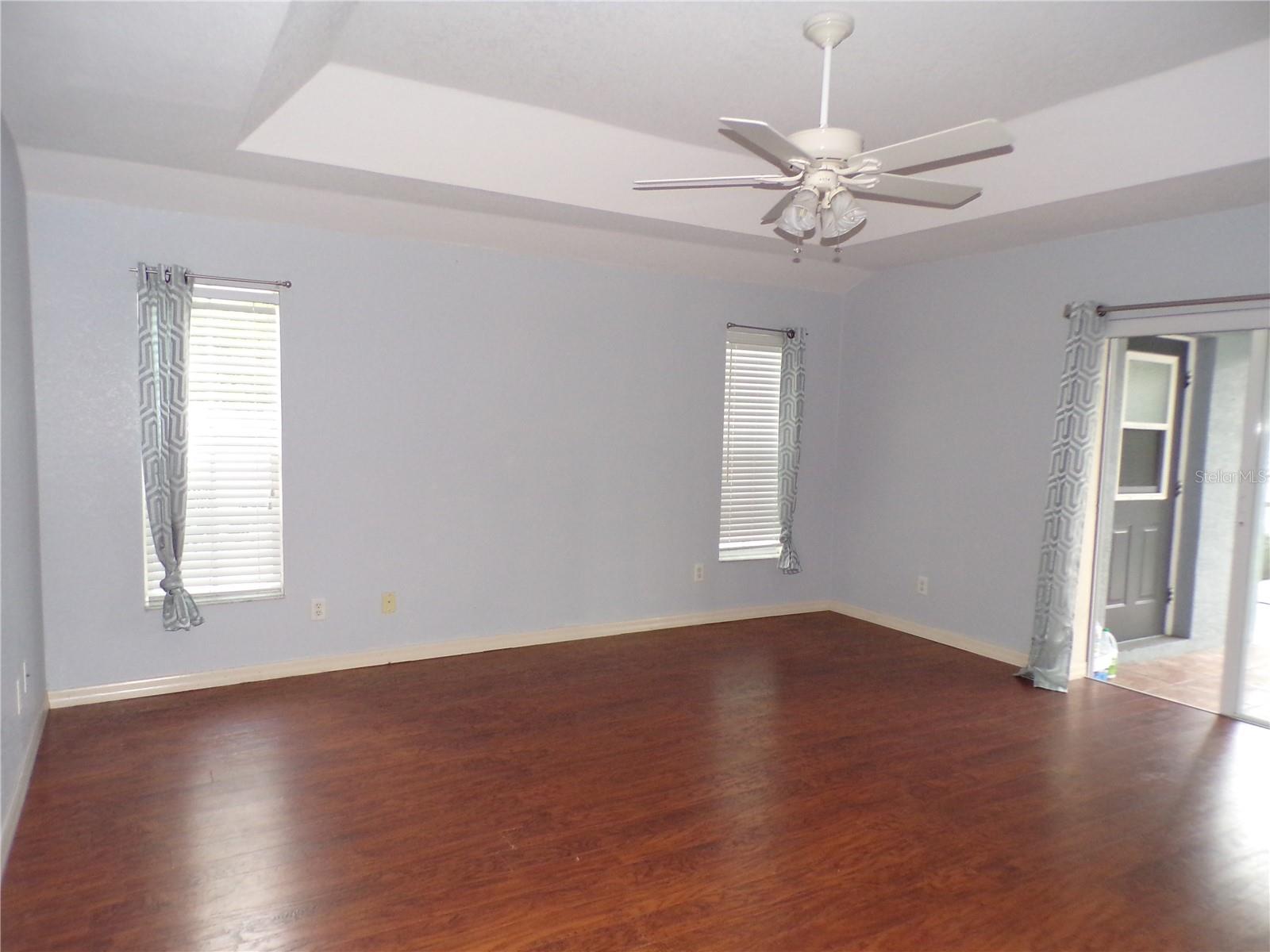 Image 17 of 44 For 2827 Beckett Court