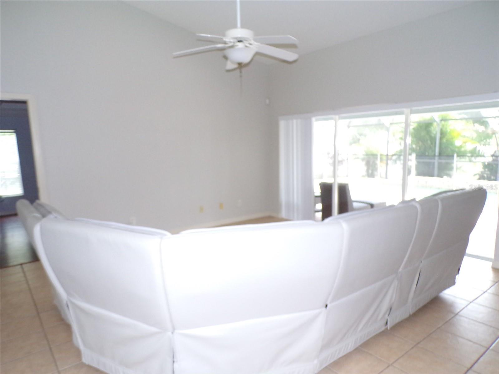 Image 6 of 44 For 2827 Beckett Court
