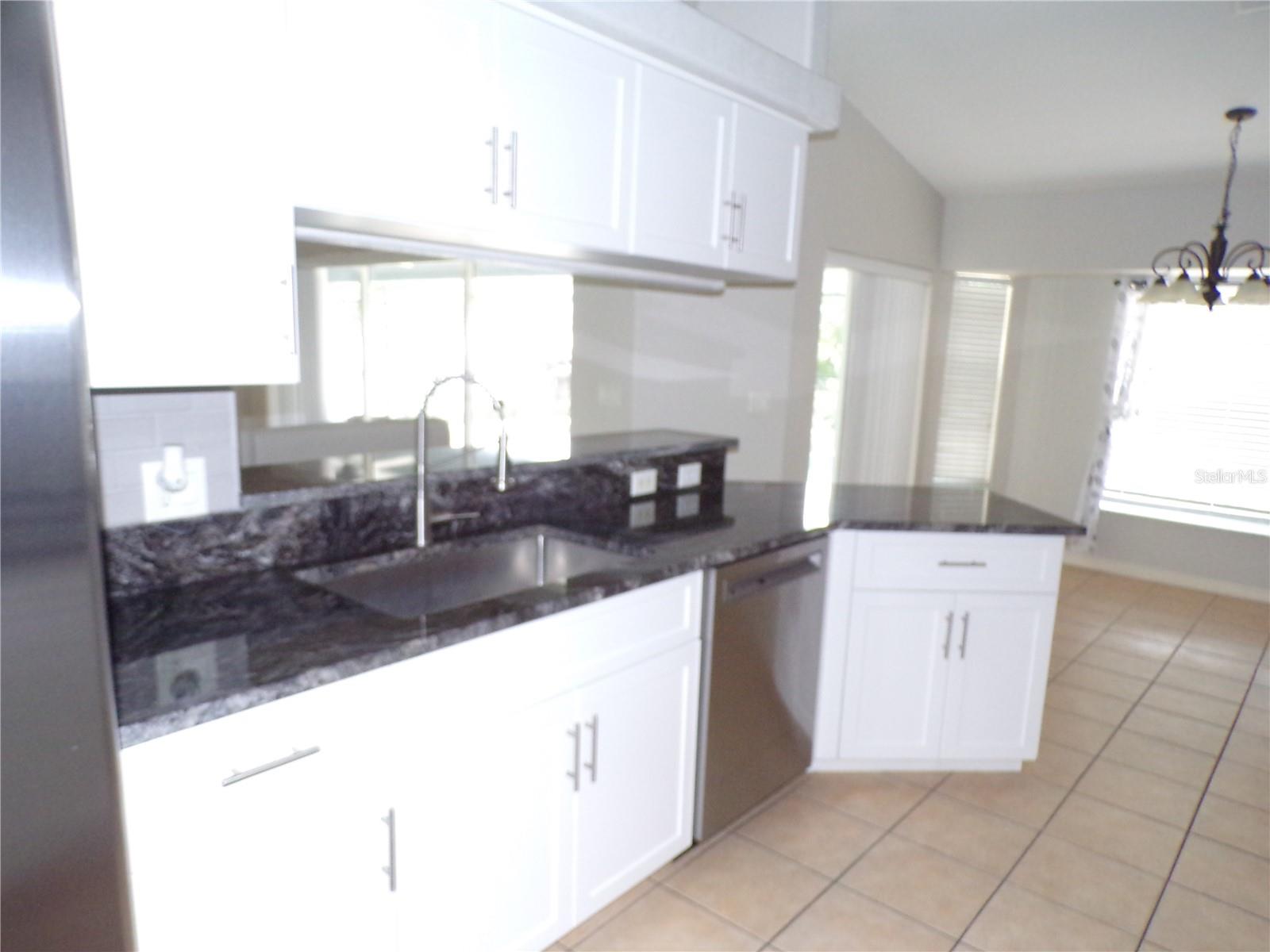 Image 8 of 44 For 2827 Beckett Court