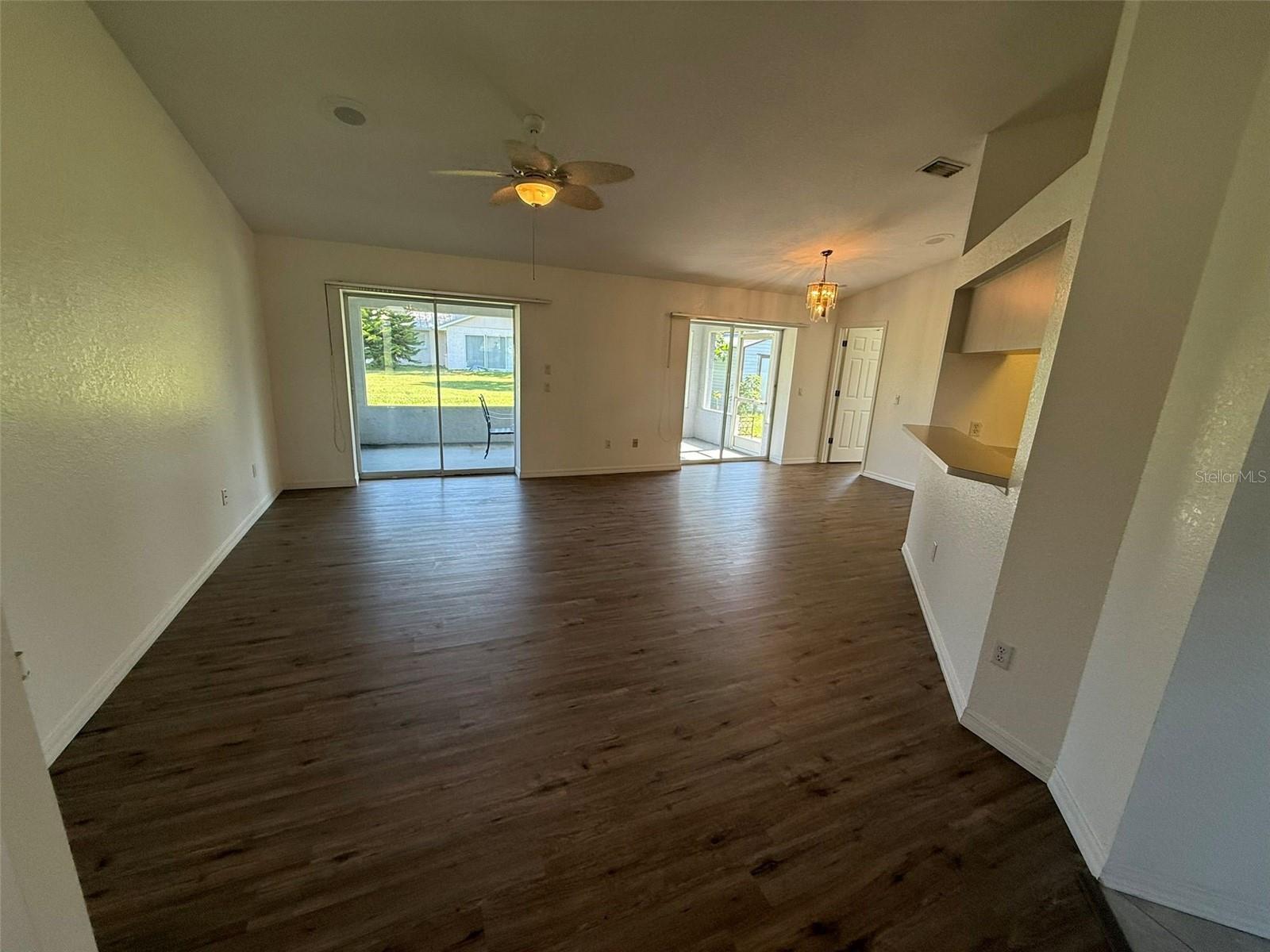 Image 3 of 17 For 4054 Allure Lane