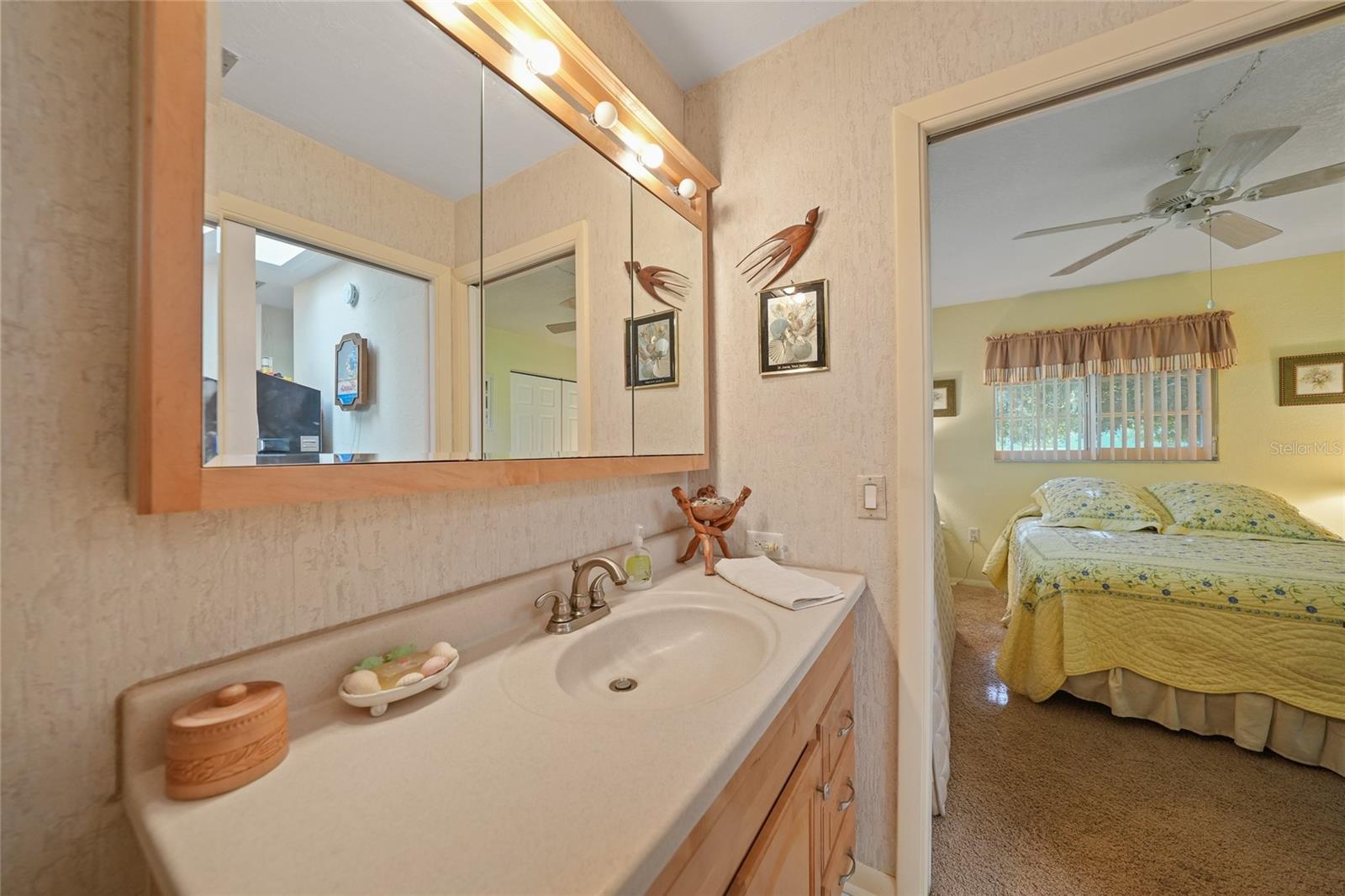 Image 19 of 39 For 8200 Sunnybreeze Road