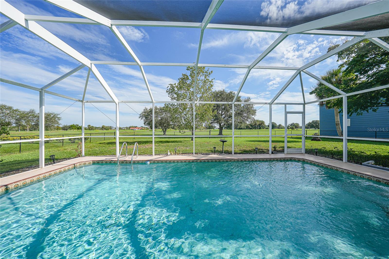 Image 26 of 39 For 8200 Sunnybreeze Road