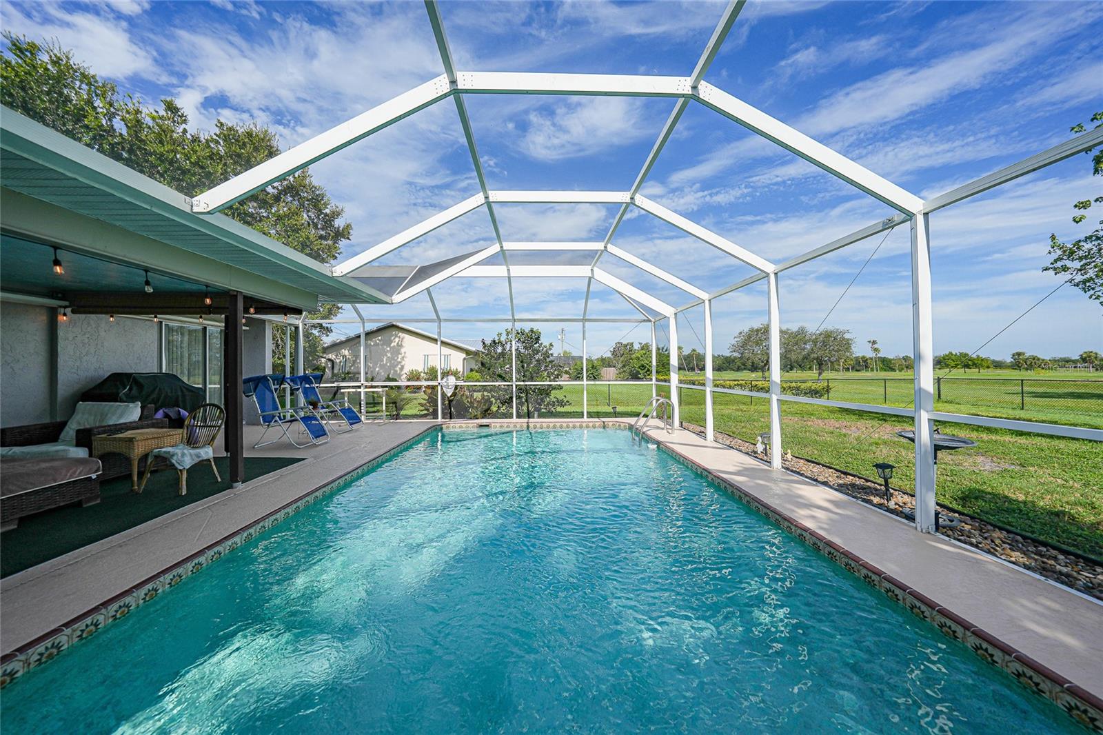 Image 28 of 39 For 8200 Sunnybreeze Road