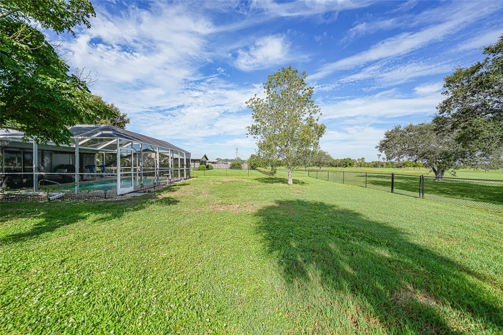 Image 30 of 39 For 8200 Sunnybreeze Road