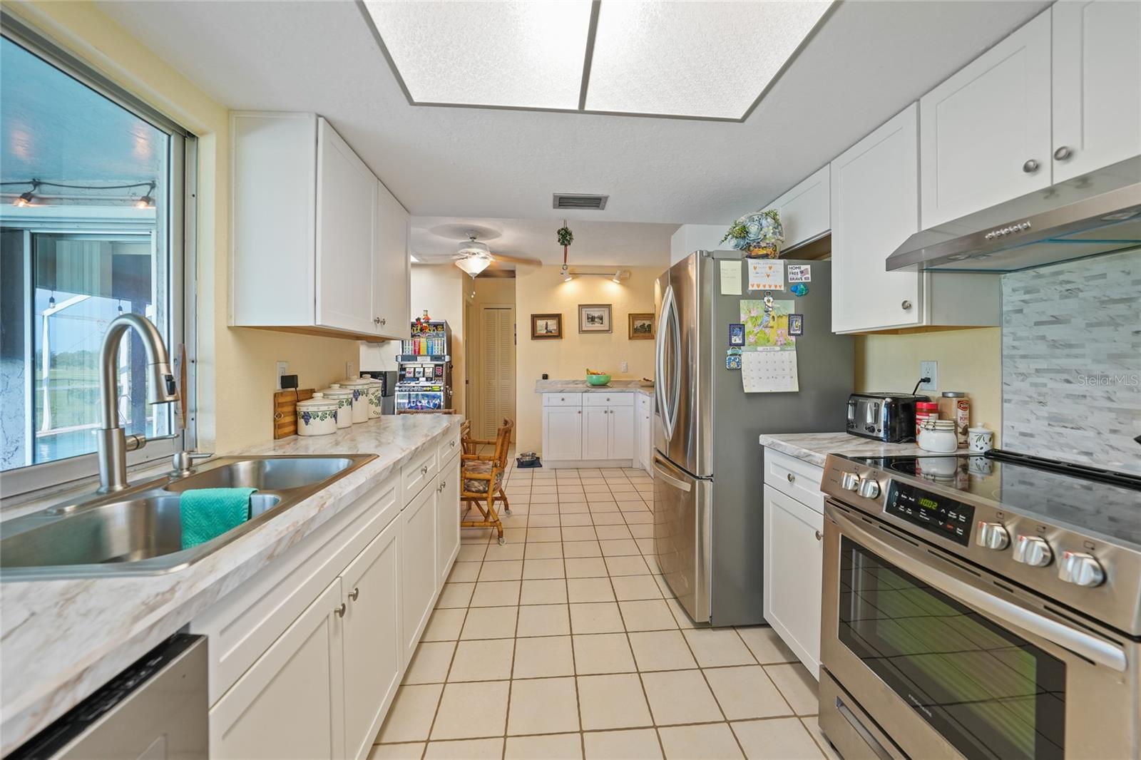 Image 9 of 39 For 8200 Sunnybreeze Road