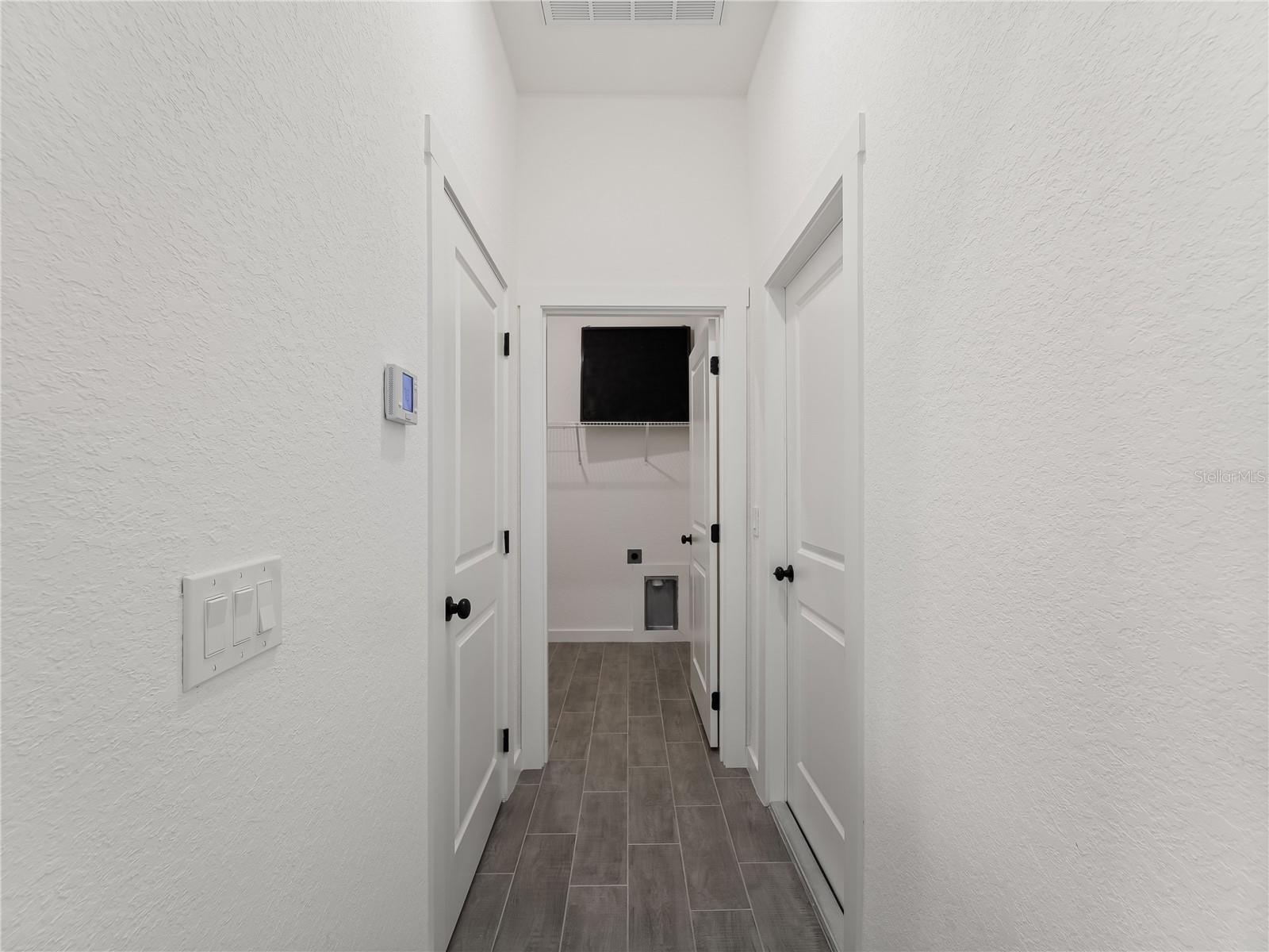 Image 31 of 60 For 1493 Narramore Street