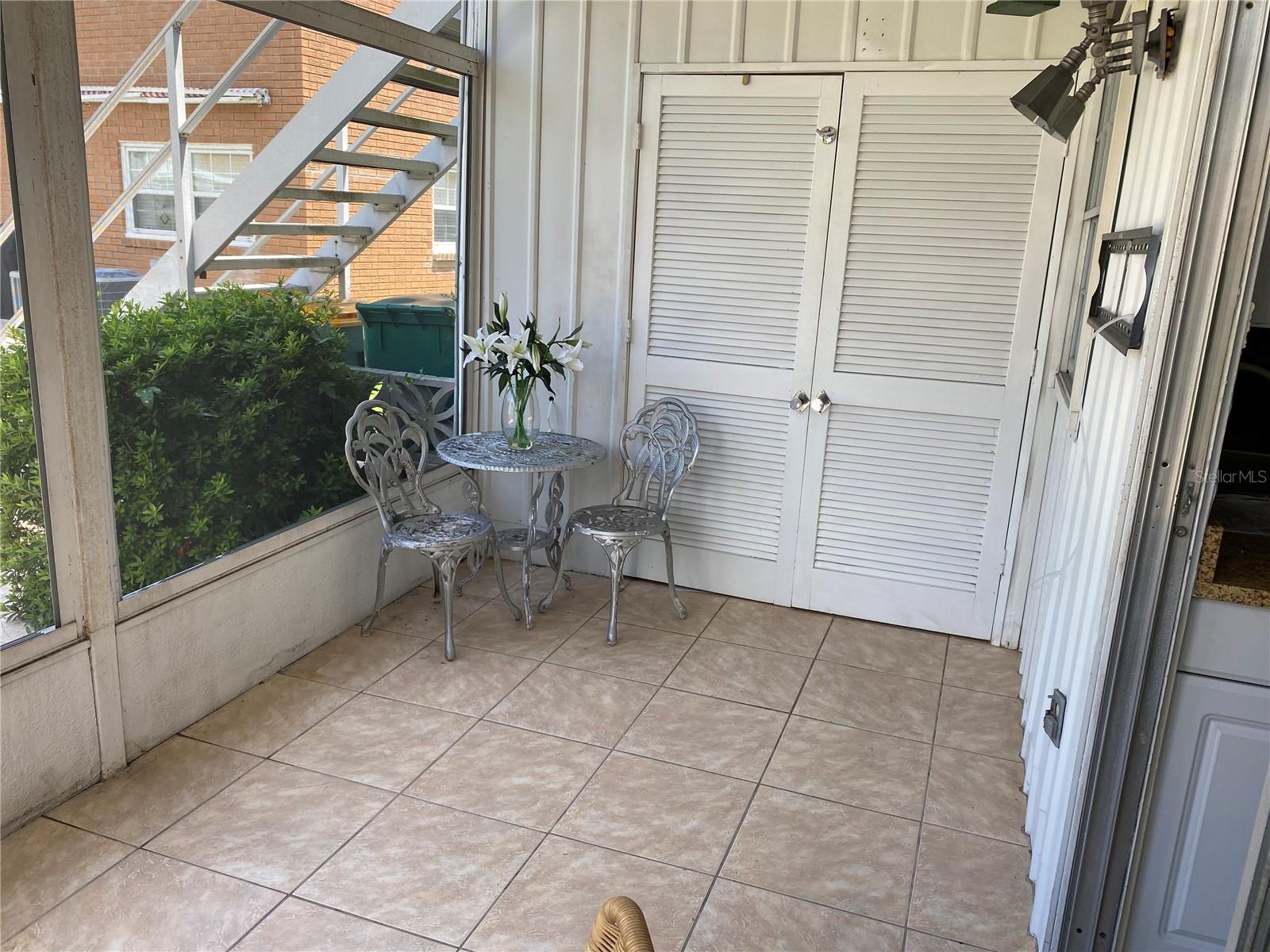 Image 22 of 35 For 4158 Tamiami Trail E5