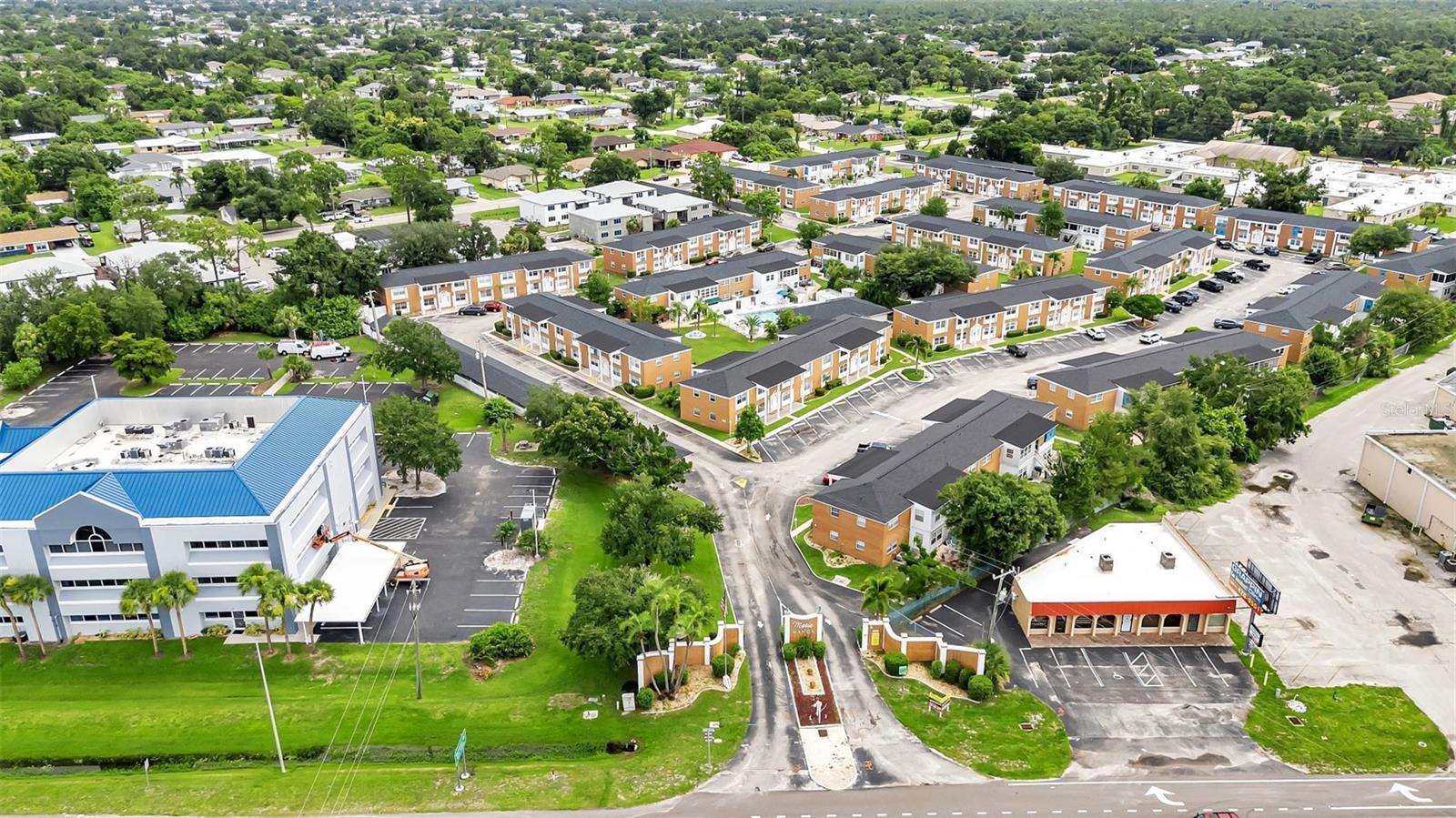 Image 33 of 35 For 4158 Tamiami Trail E5