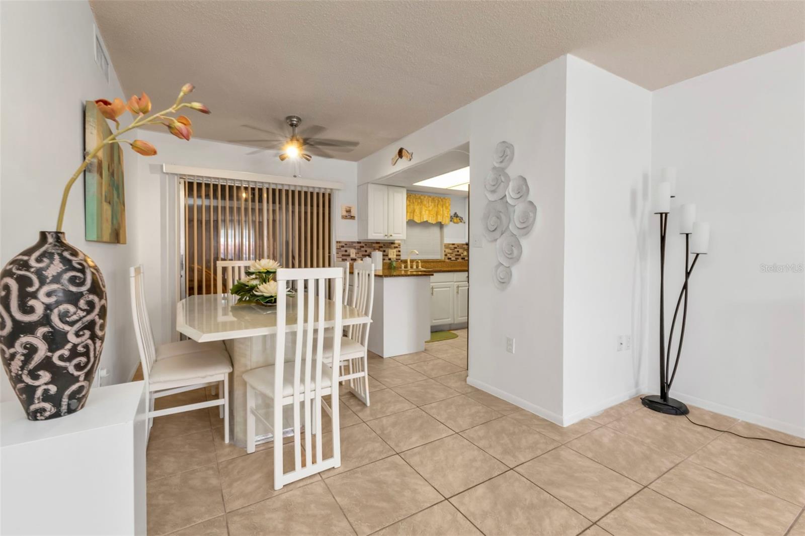 Image 8 of 35 For 4158 Tamiami Trail E5