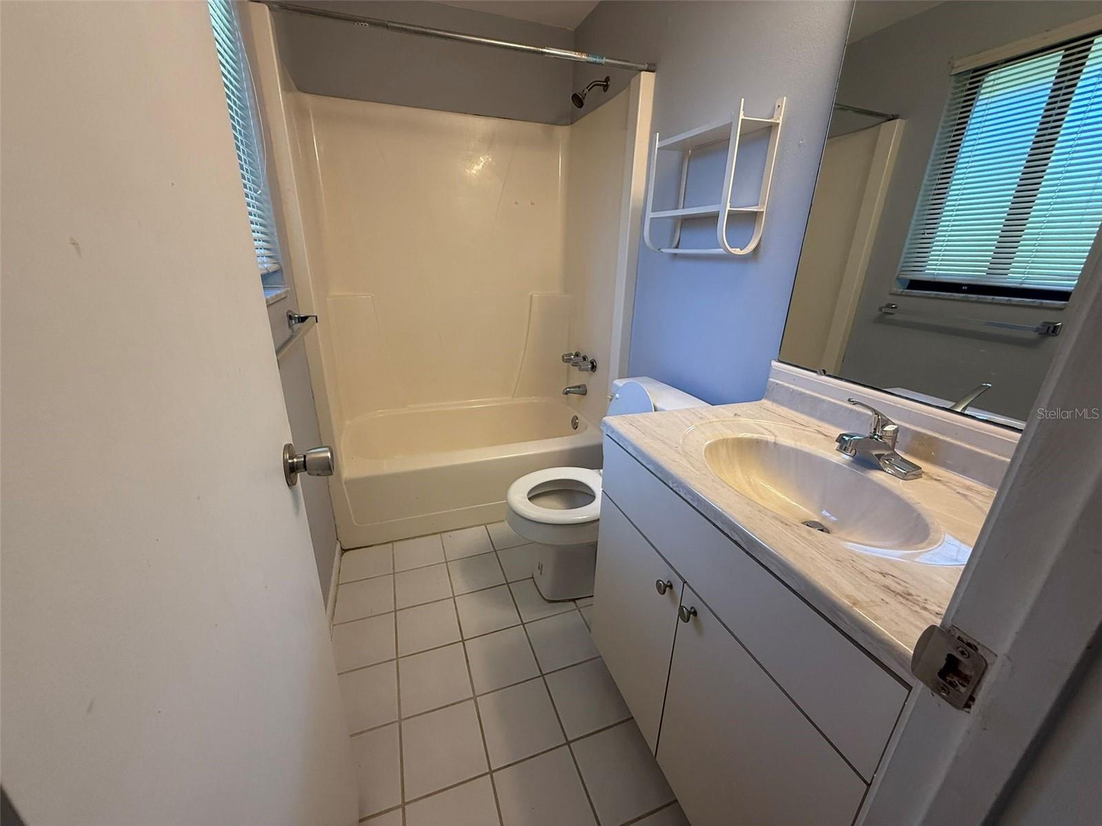 Image 10 of 15 For 581 Grove Avenue Nw