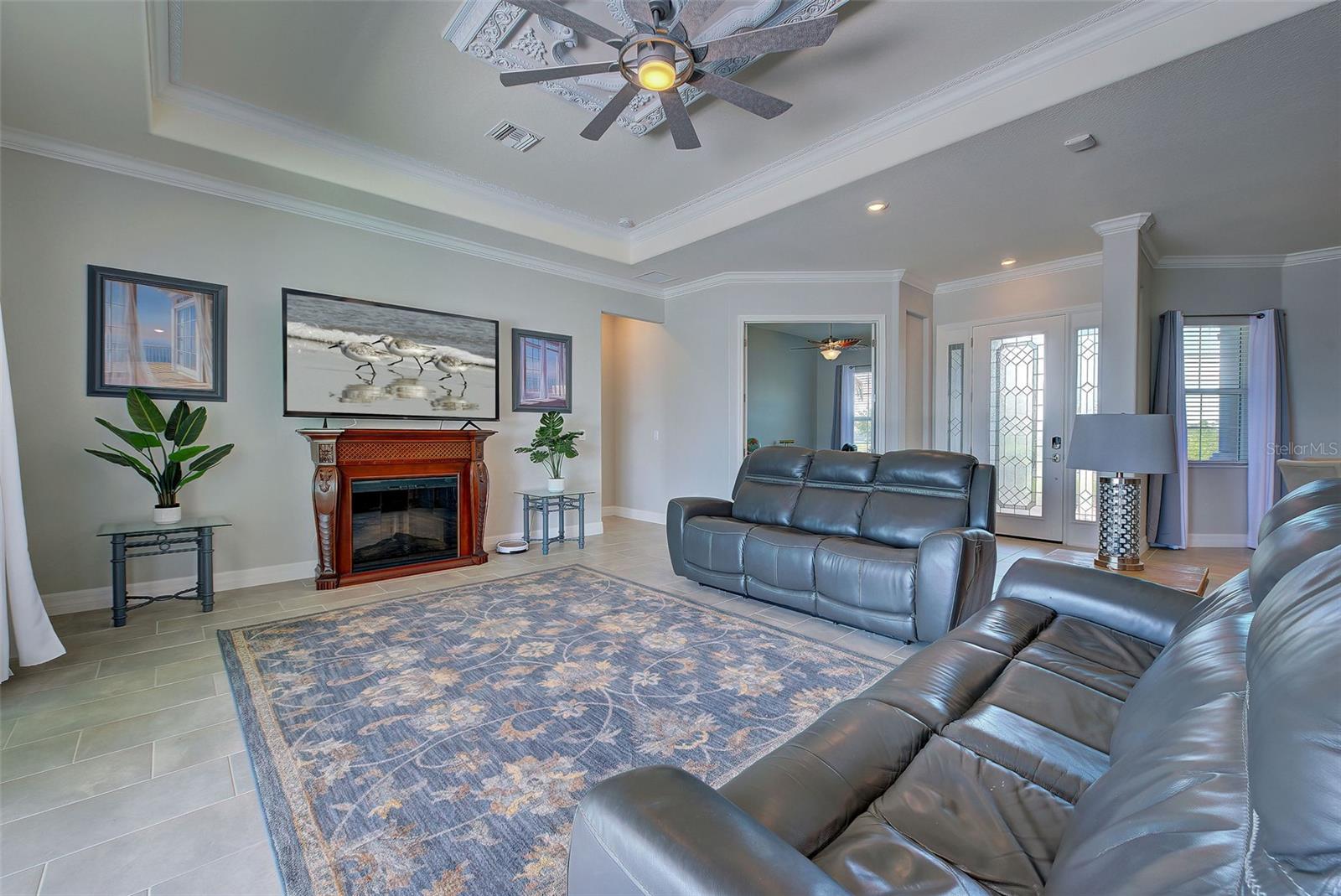 Image 11 of 41 For 15240 Spanish Point Drive