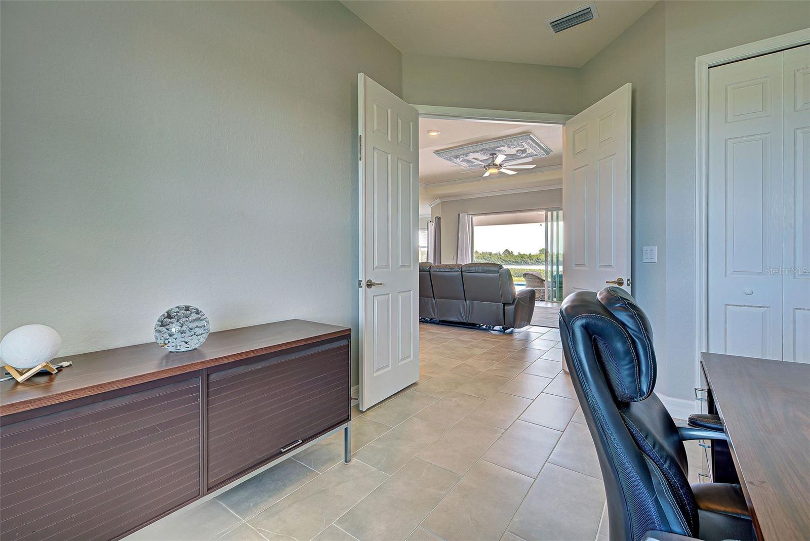 Image 13 of 41 For 15240 Spanish Point Drive