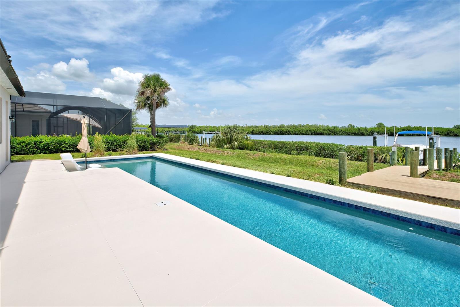 Image 25 of 41 For 15240 Spanish Point Drive