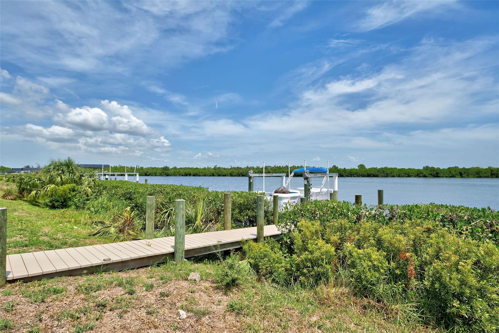 Image 31 of 41 For 15240 Spanish Point Drive
