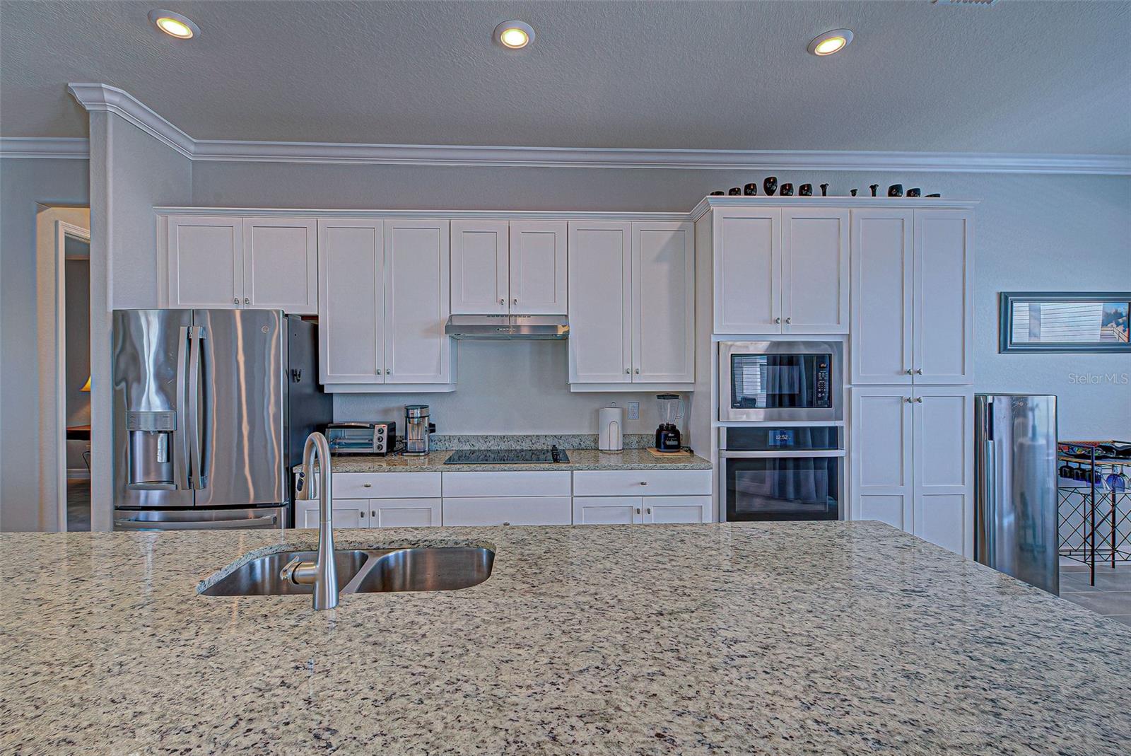Image 7 of 41 For 15240 Spanish Point Drive