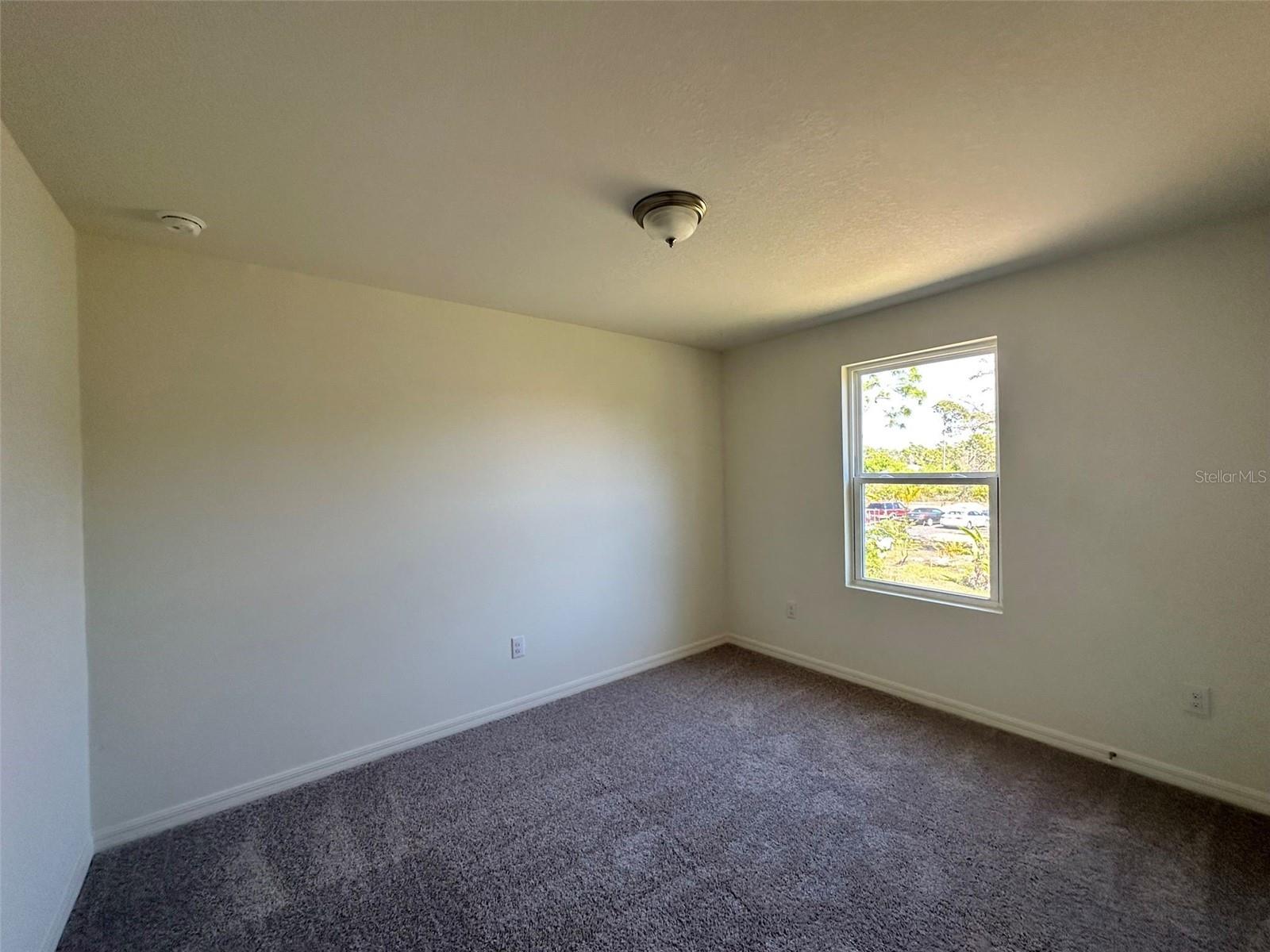 Image 16 of 18 For 1242 Autumn Street
