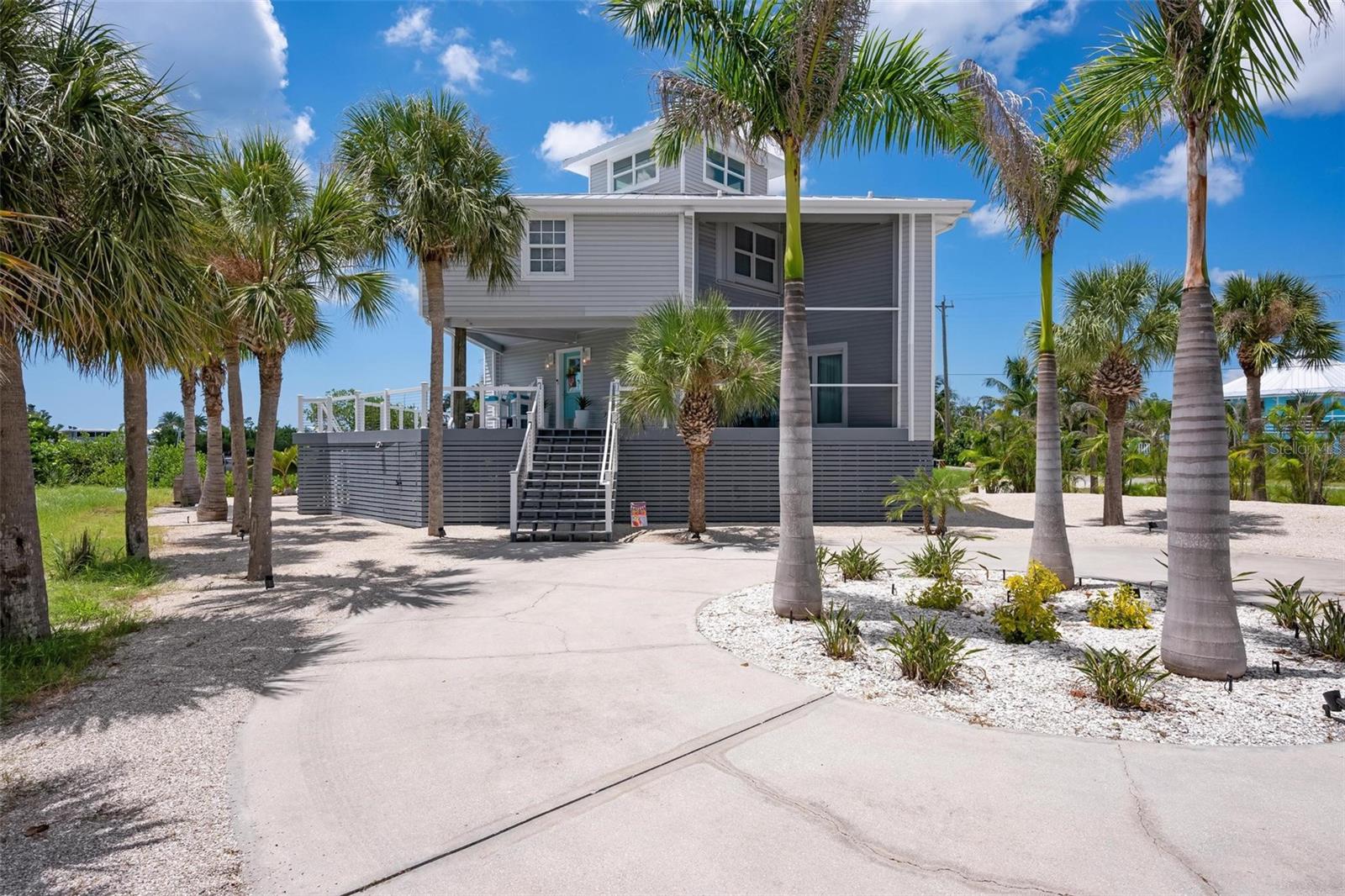 Image 9 of 77 For 51 Gulf Boulevard