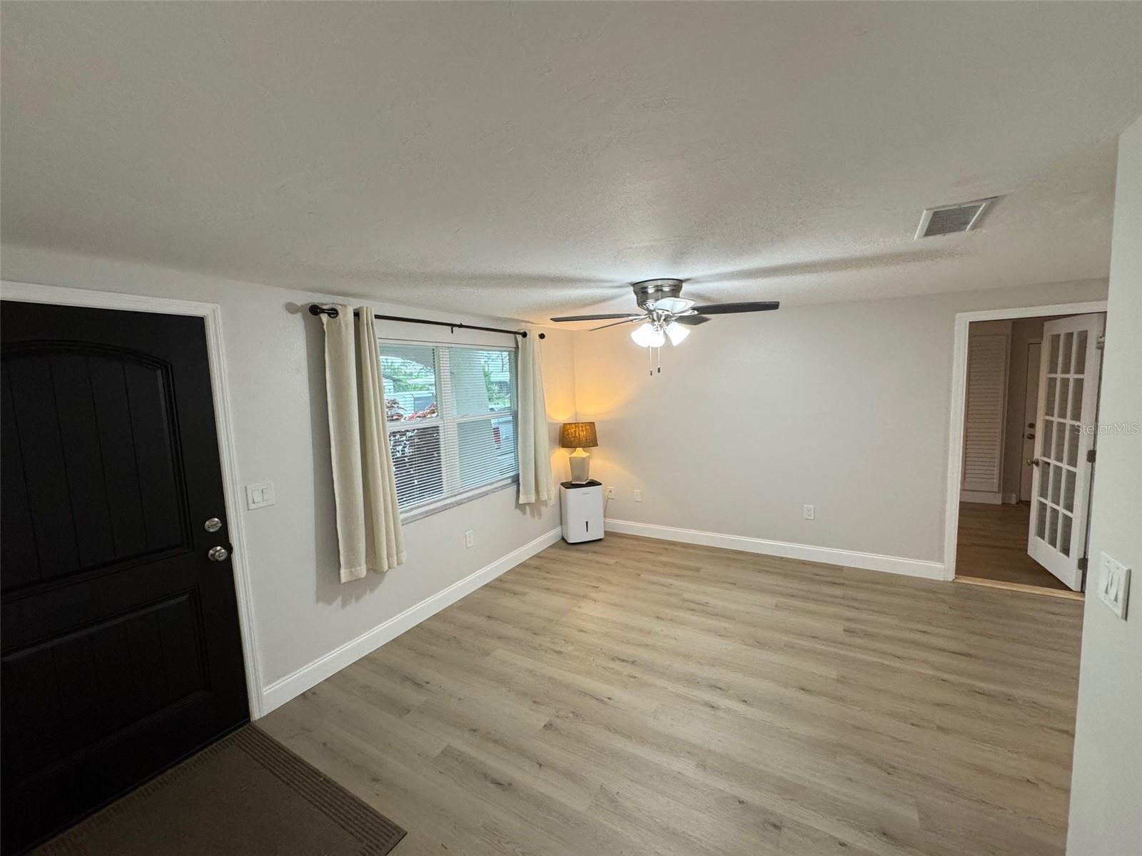 Image 18 of 44 For 972 Ponderosa Road