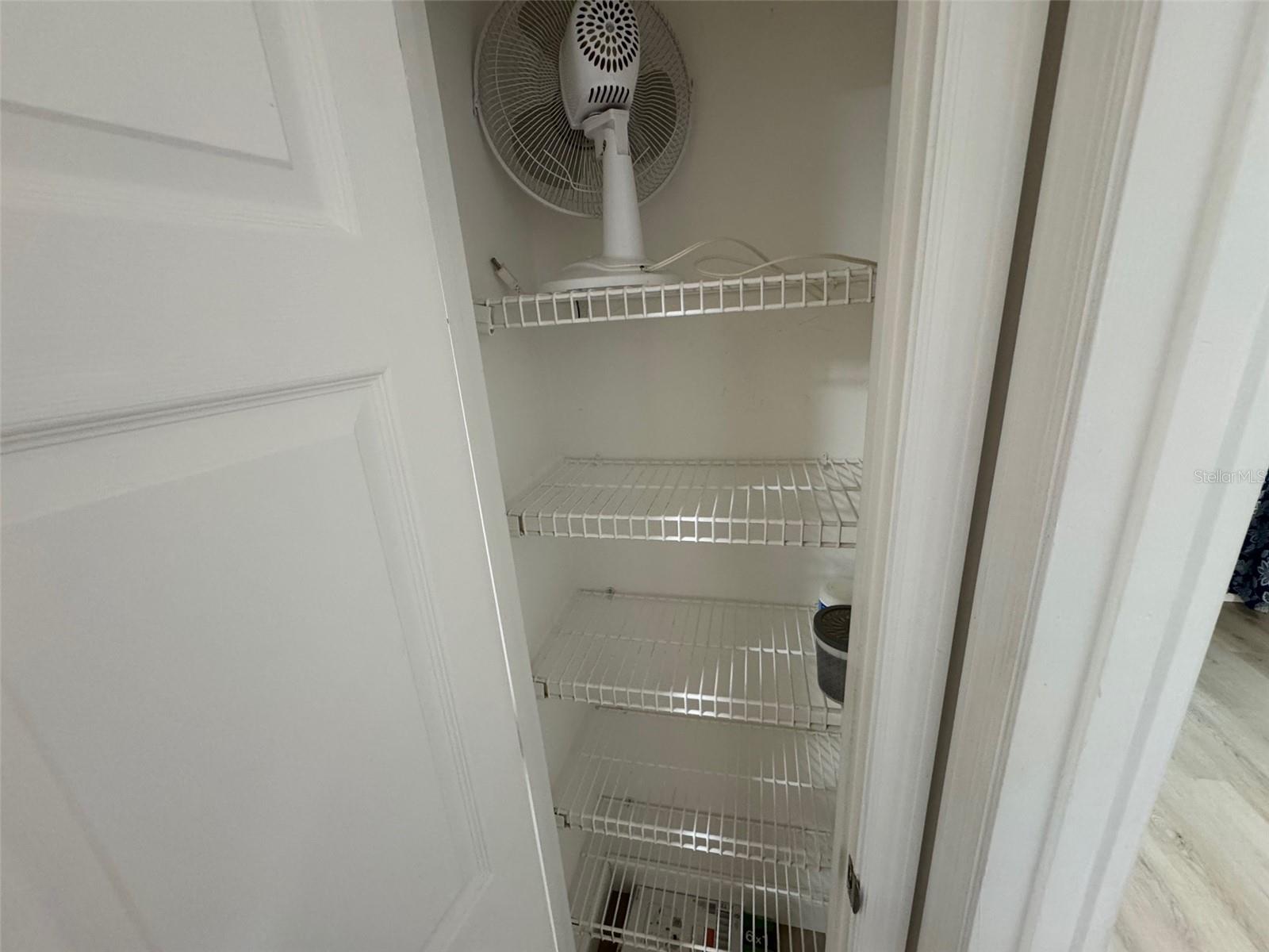 Image 19 of 44 For 972 Ponderosa Road