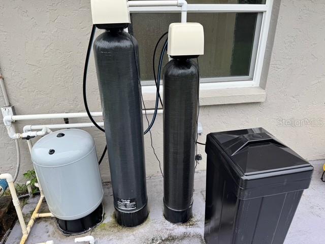 Image 35 of 44 For 972 Ponderosa Road