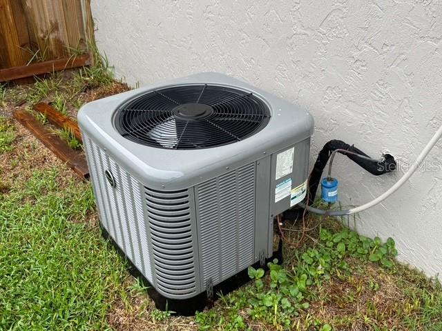 Image 36 of 44 For 972 Ponderosa Road