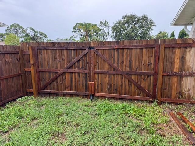 Image 37 of 44 For 972 Ponderosa Road