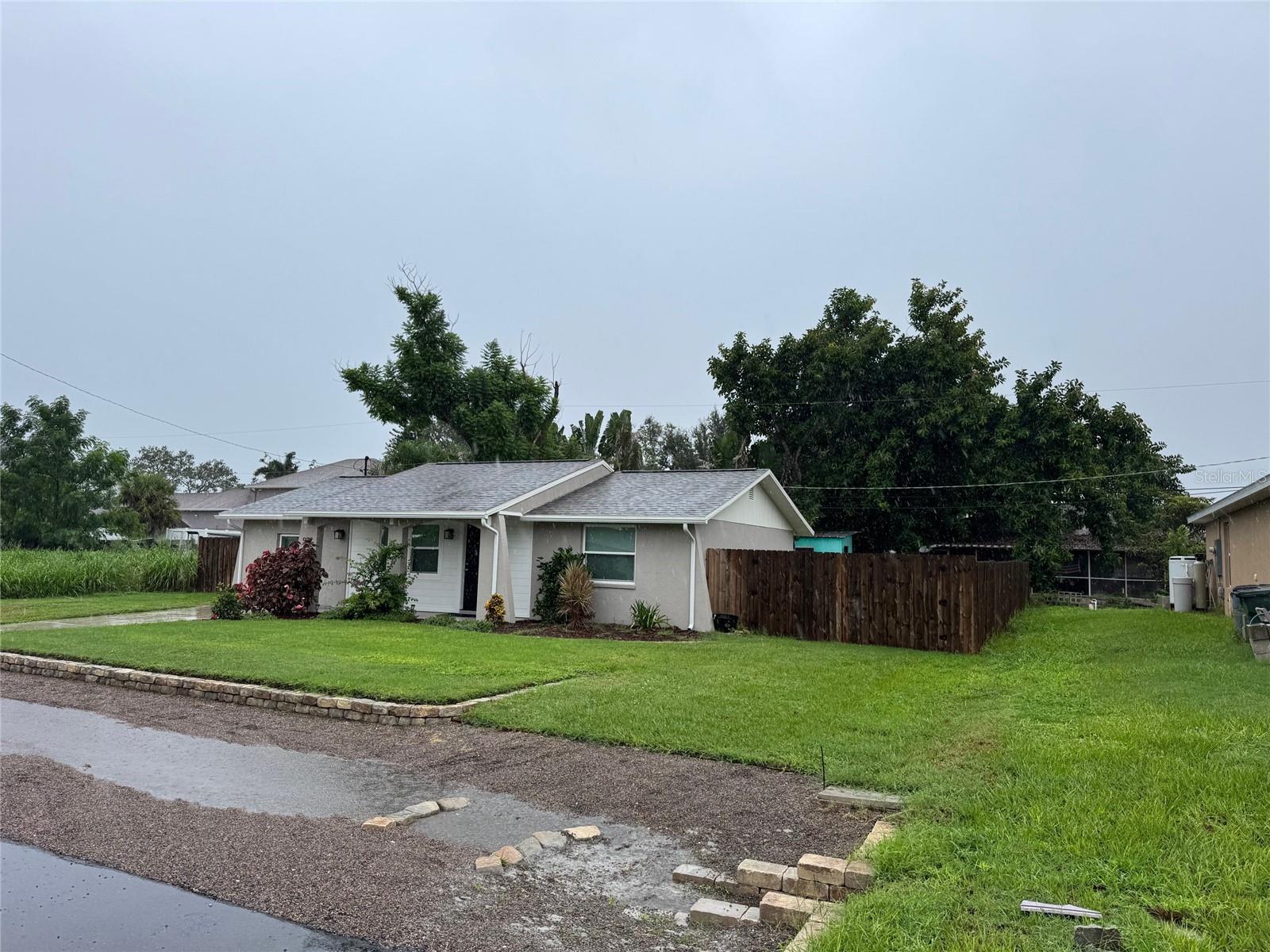 Image 4 of 44 For 972 Ponderosa Road