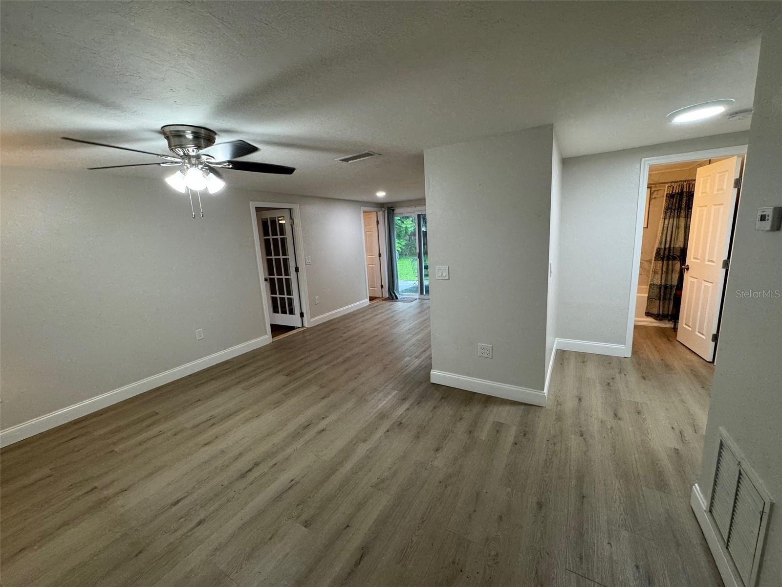 Image 6 of 44 For 972 Ponderosa Road