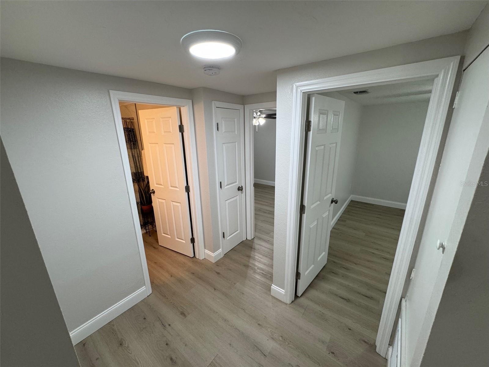 Image 7 of 44 For 972 Ponderosa Road