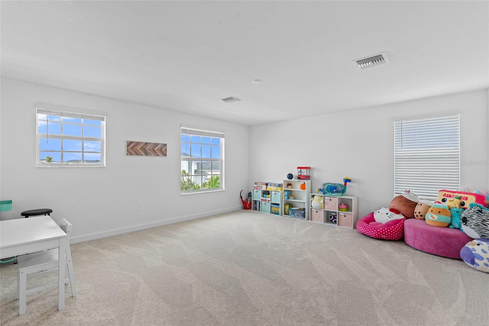 Image 18 of 72 For 15096 Anchorage Road