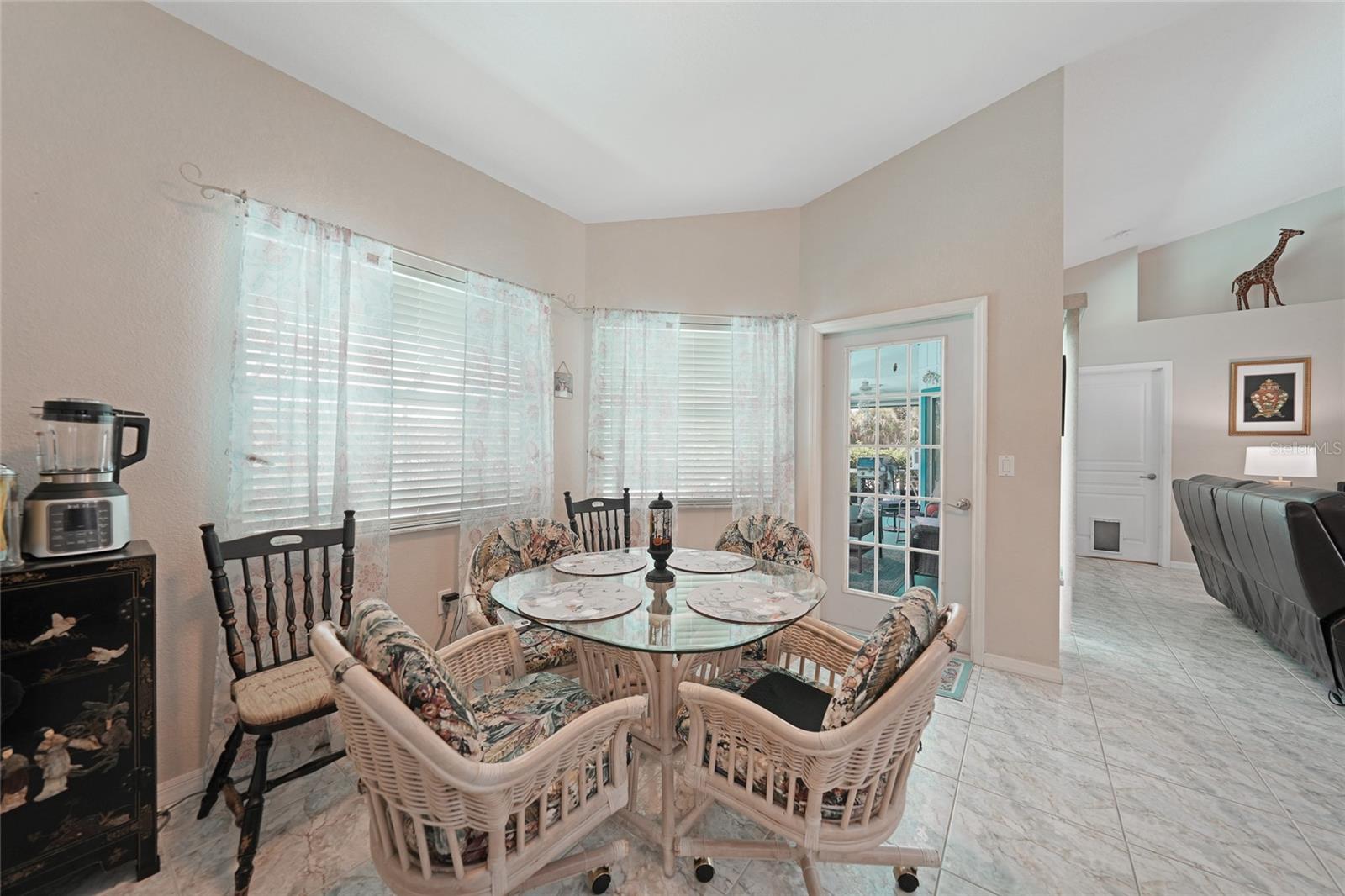 Image 11 of 37 For 3991 Nemo Avenue