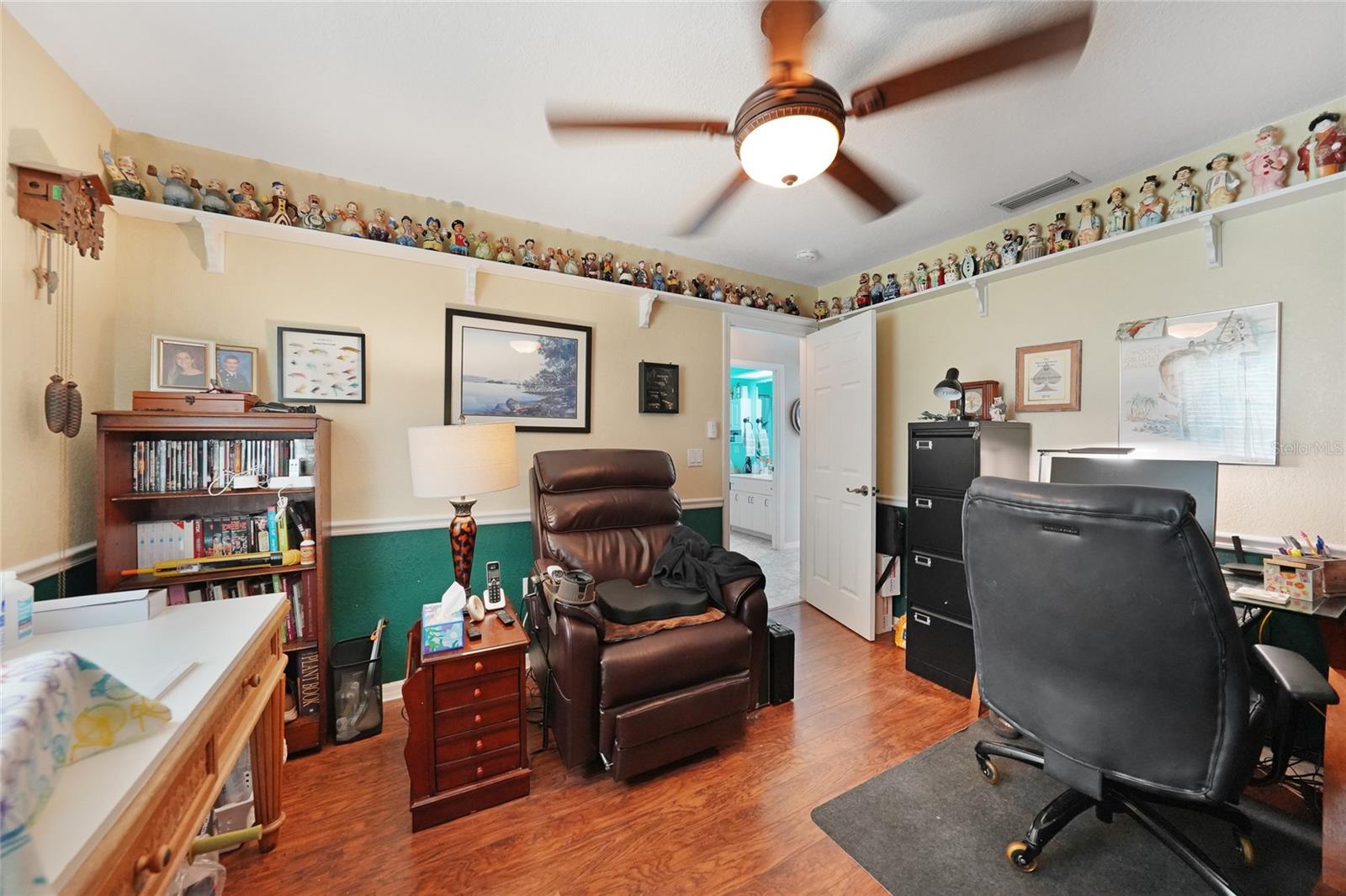 Image 16 of 37 For 3991 Nemo Avenue