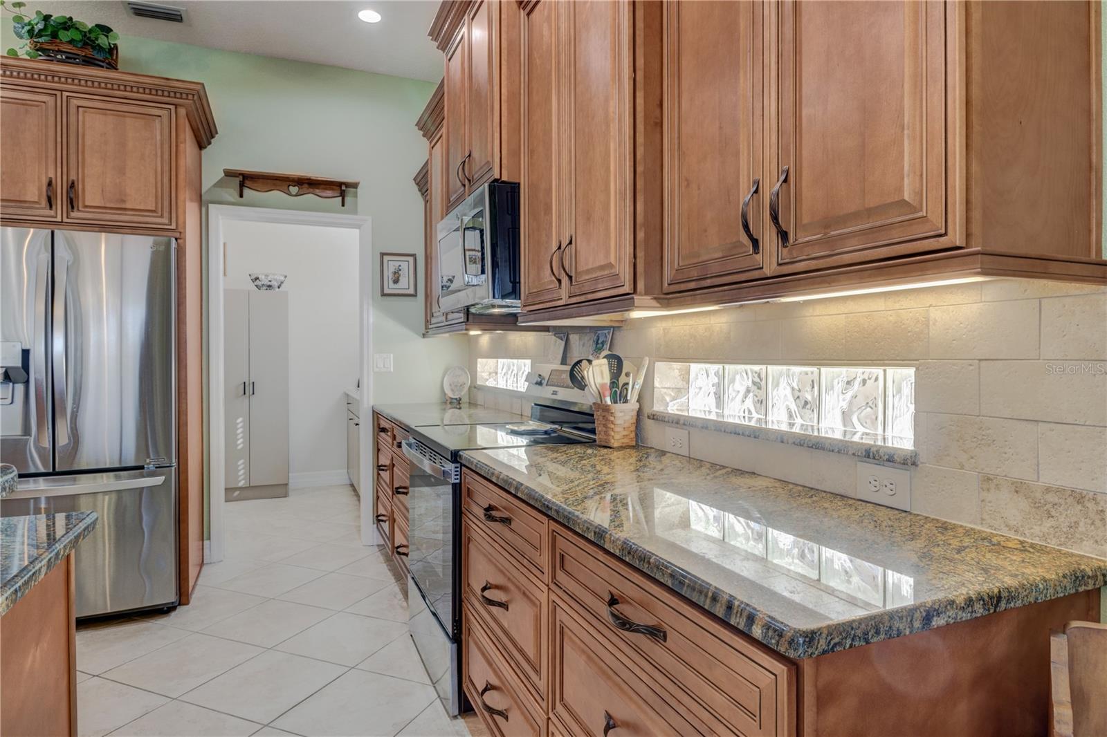 Image 11 of 48 For 8899 Eagle Bay Court