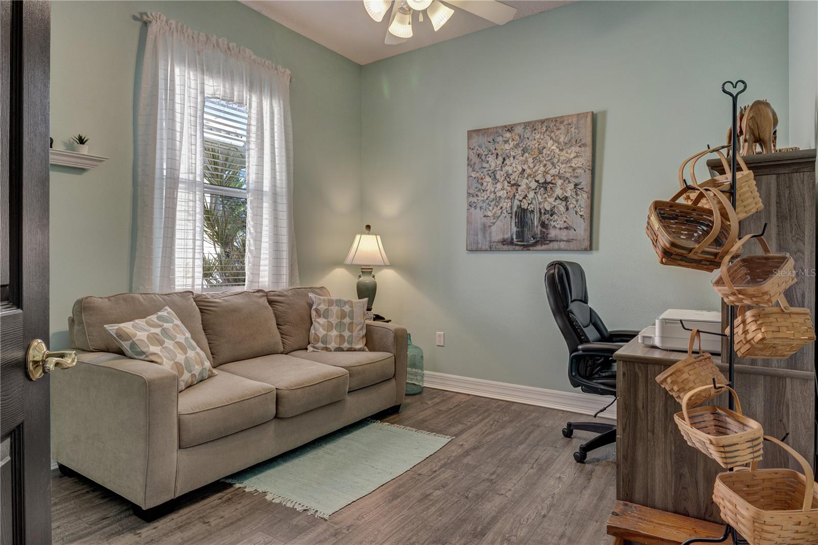 Image 26 of 48 For 8899 Eagle Bay Court