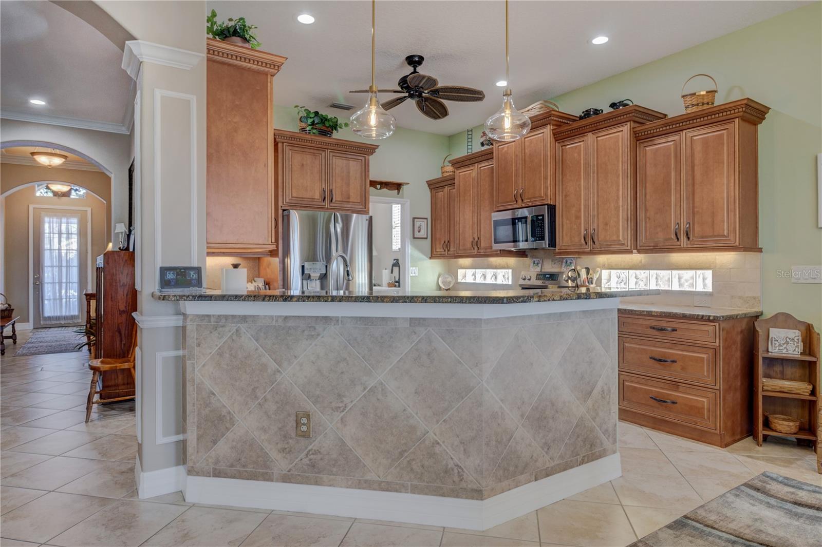 Image 9 of 48 For 8899 Eagle Bay Court