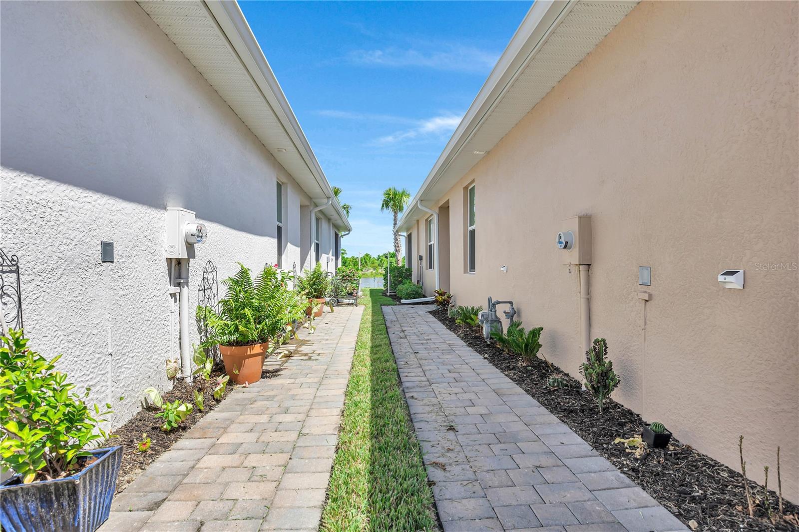 Image 10 of 75 For 43967 Blue Heron Lane