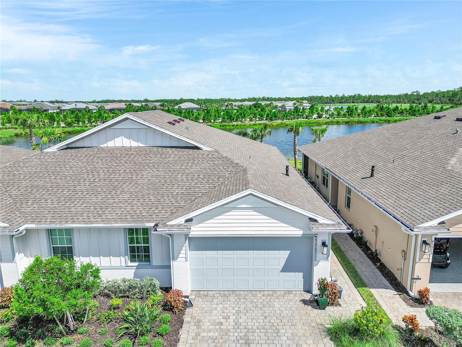 Image 5 of 75 For 43967 Blue Heron Lane